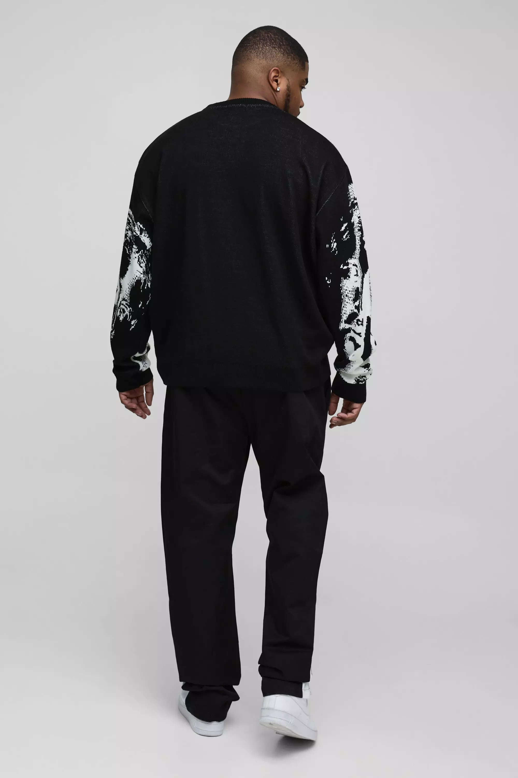 Black Plus Oversized Renaissance Face Knit Jumper alternative image