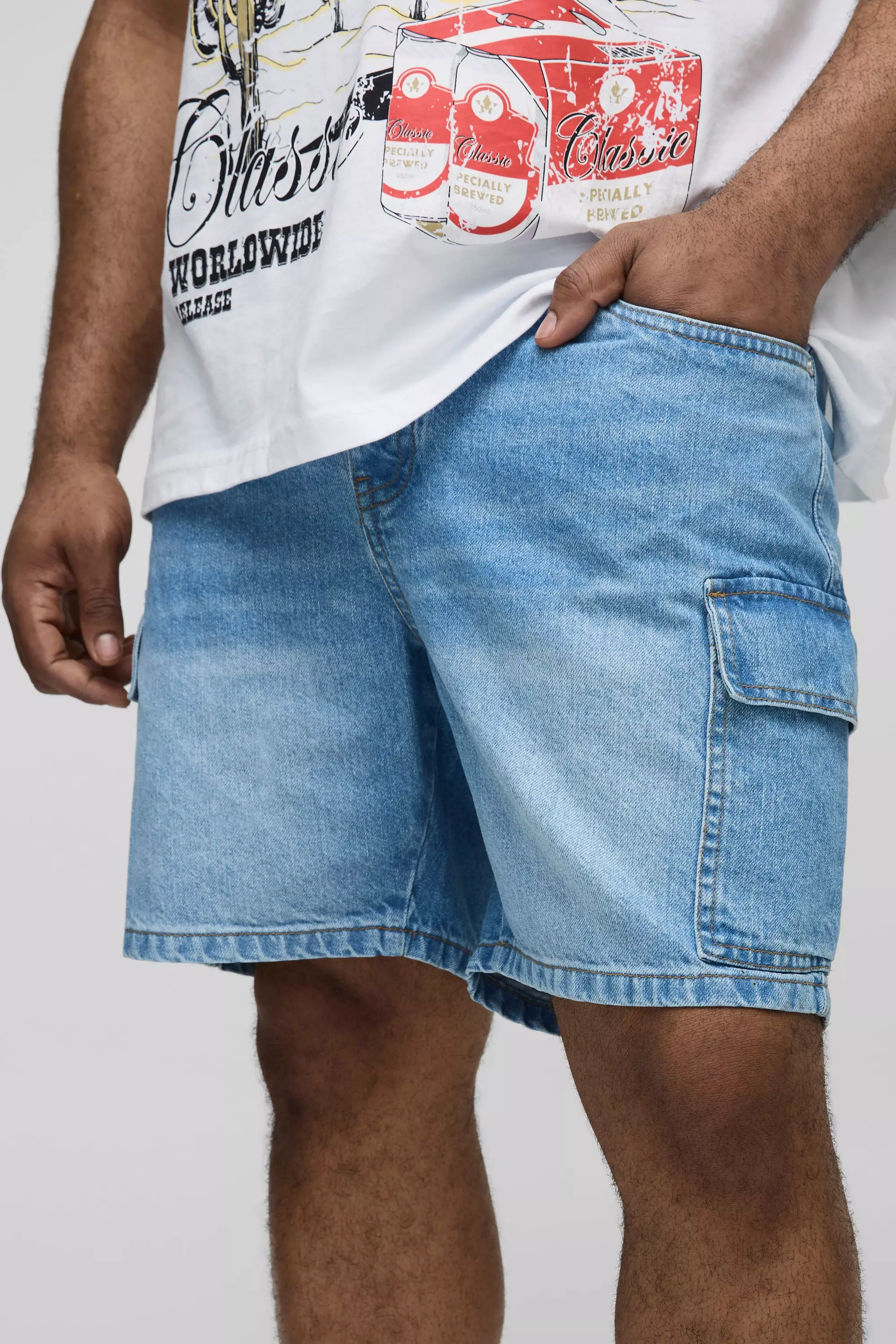 Light wash Plus Slim Rigid Cargo Jean Shorts alternative image