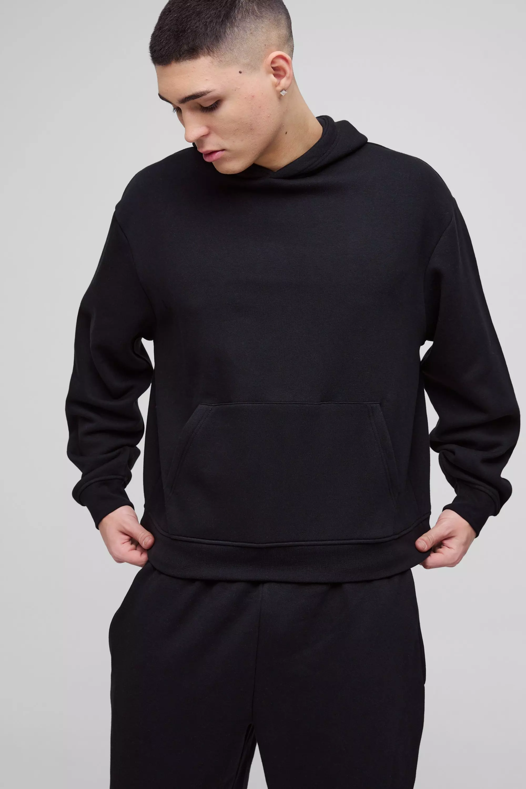 Tuta Sportiva Squadrata Oversize Con Cappuccio, Black immagine alternativa