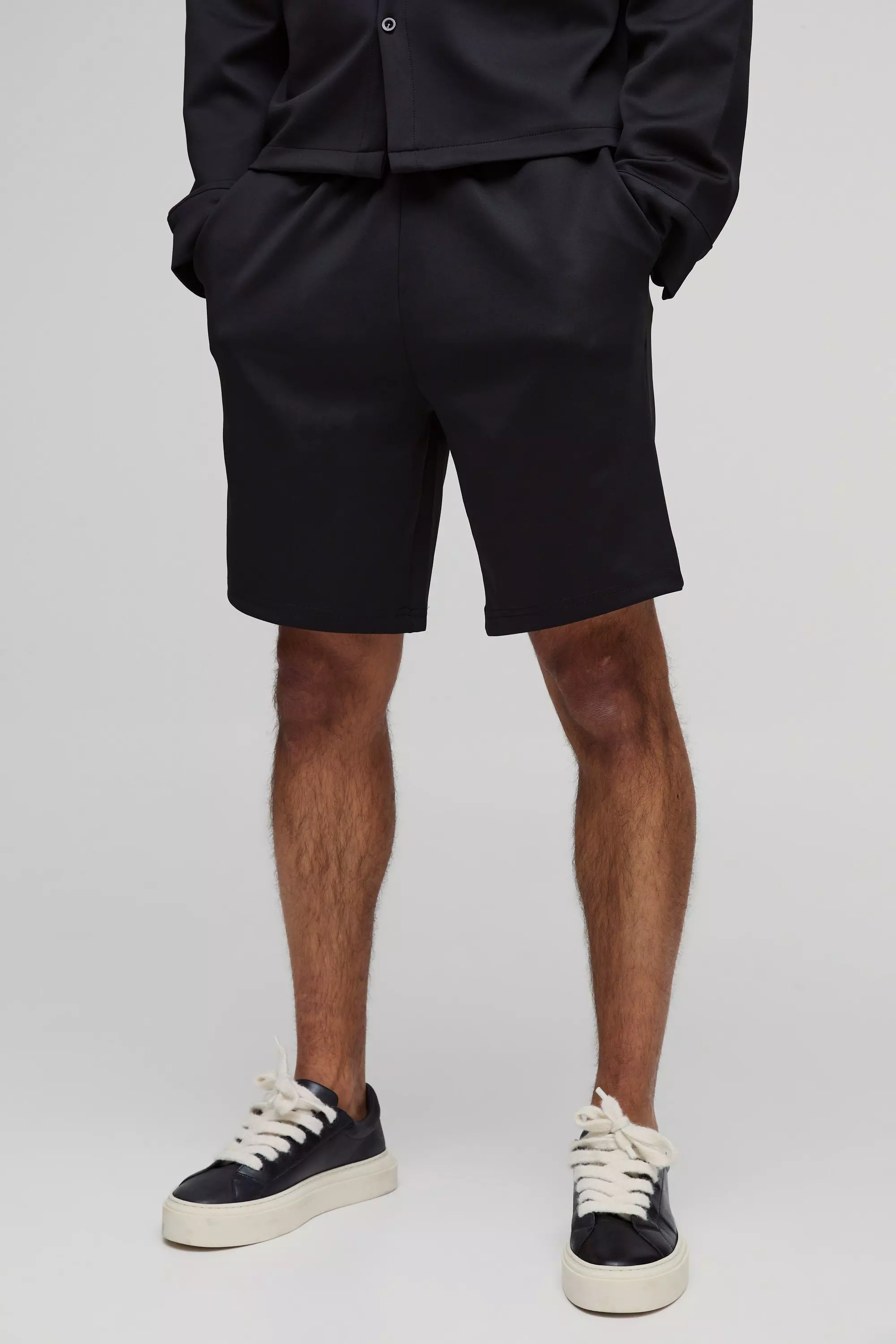 Black Relaxed Fit Elasticated Waist Scuba Short alternative image