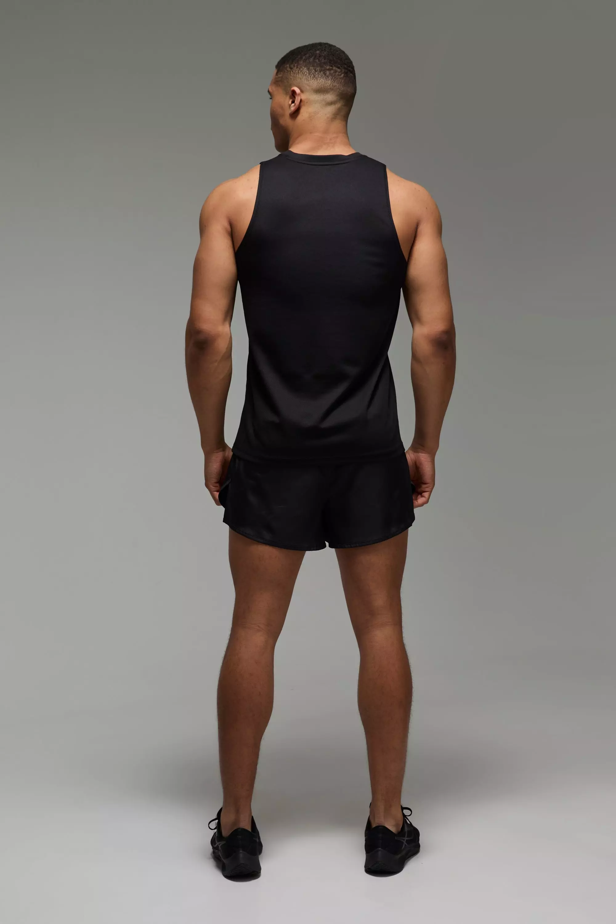 Black Man Active Running Mesh Vest alternative image