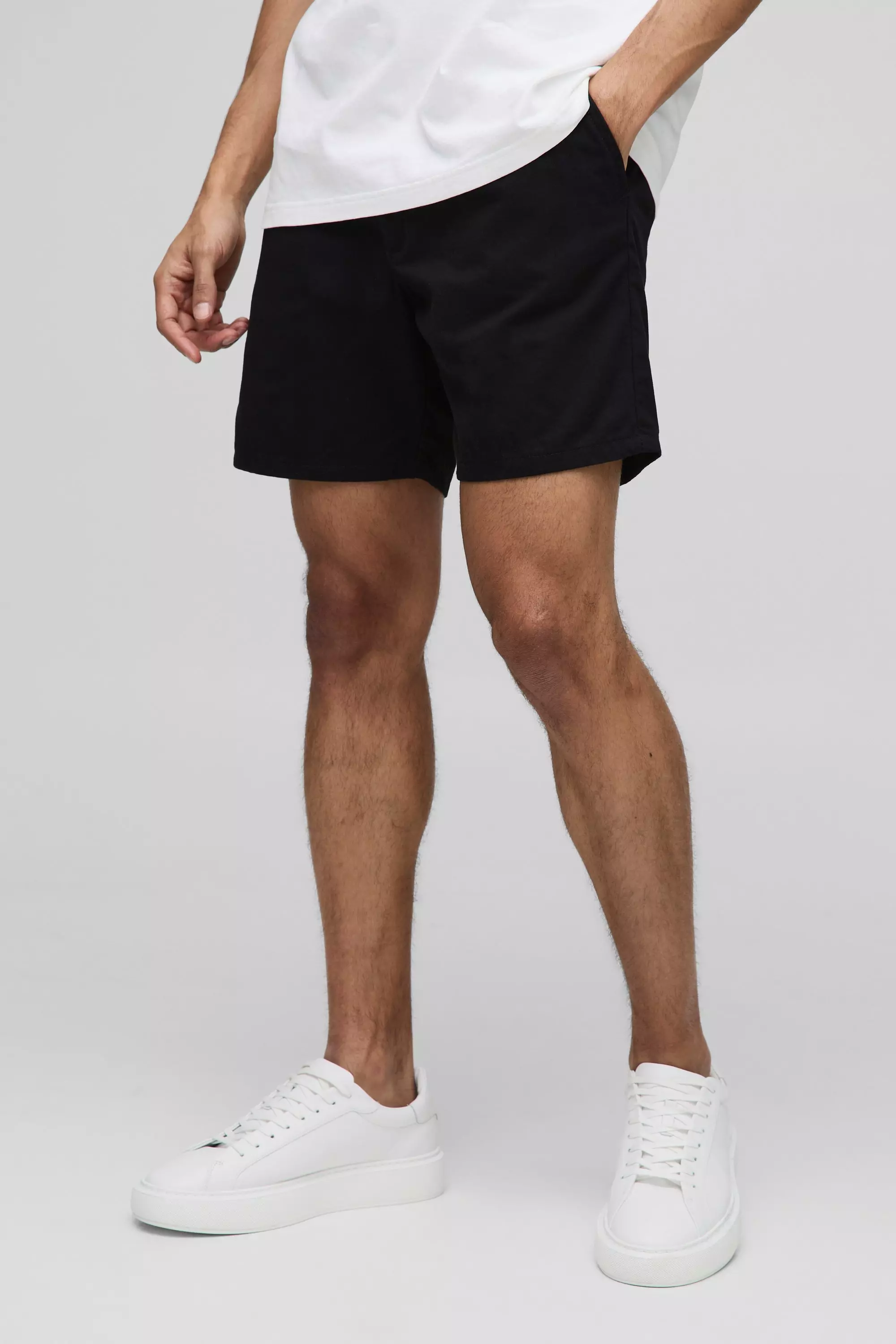 Relaxed Fit Chino Shorts in Black Black