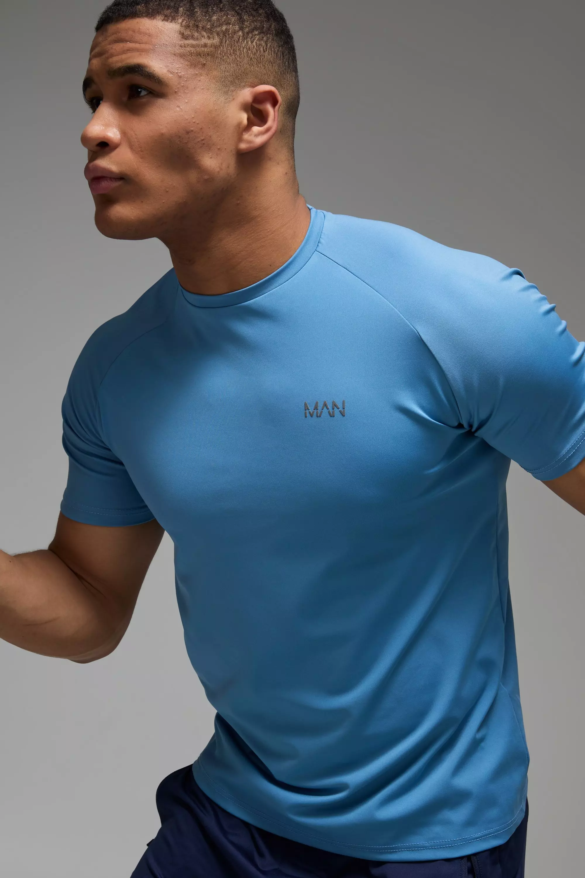 Blue Man Active Raglan Regular Fit T-shirt alternative image
