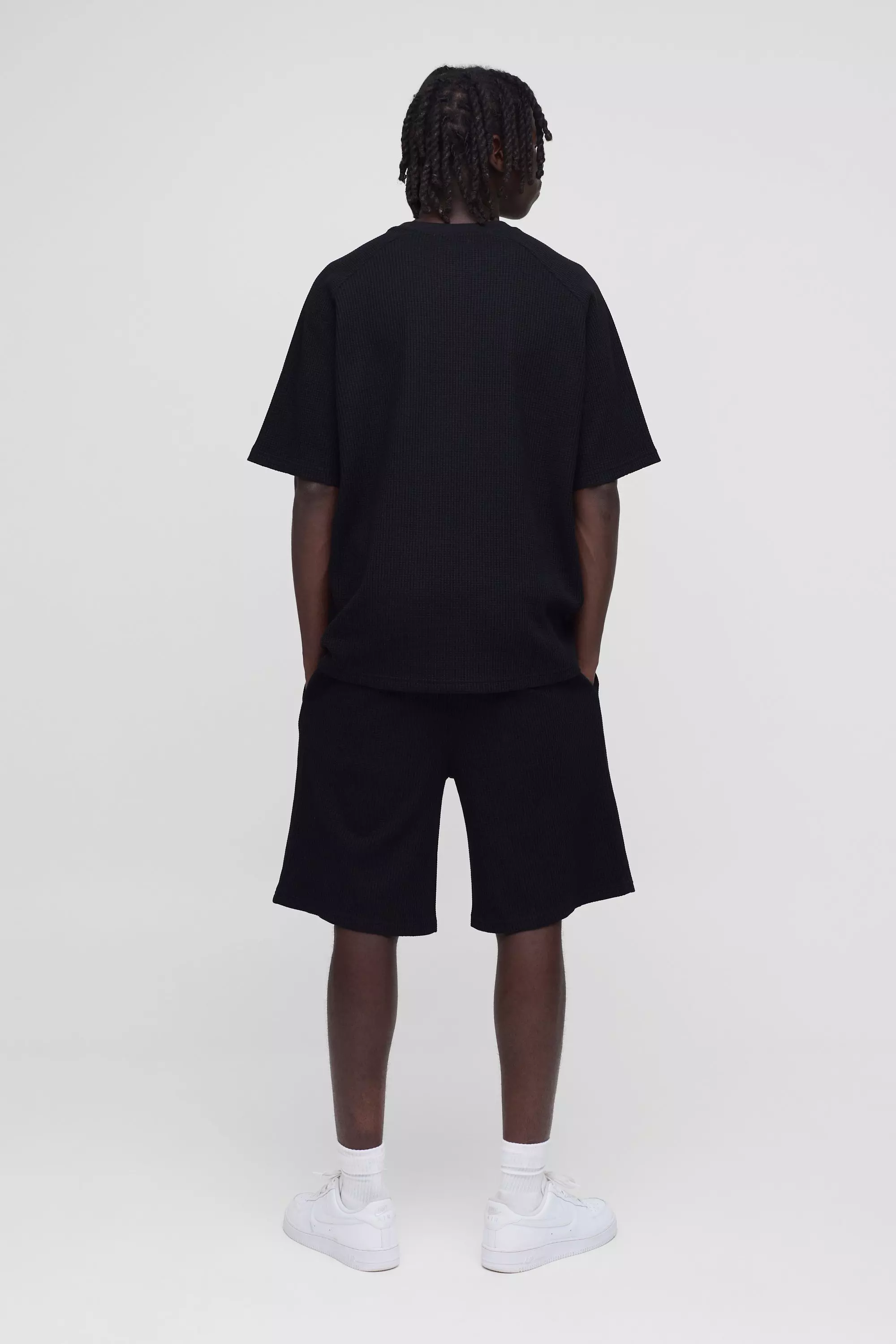 Black Oversized Waffle Mid Length Print Short alternative image