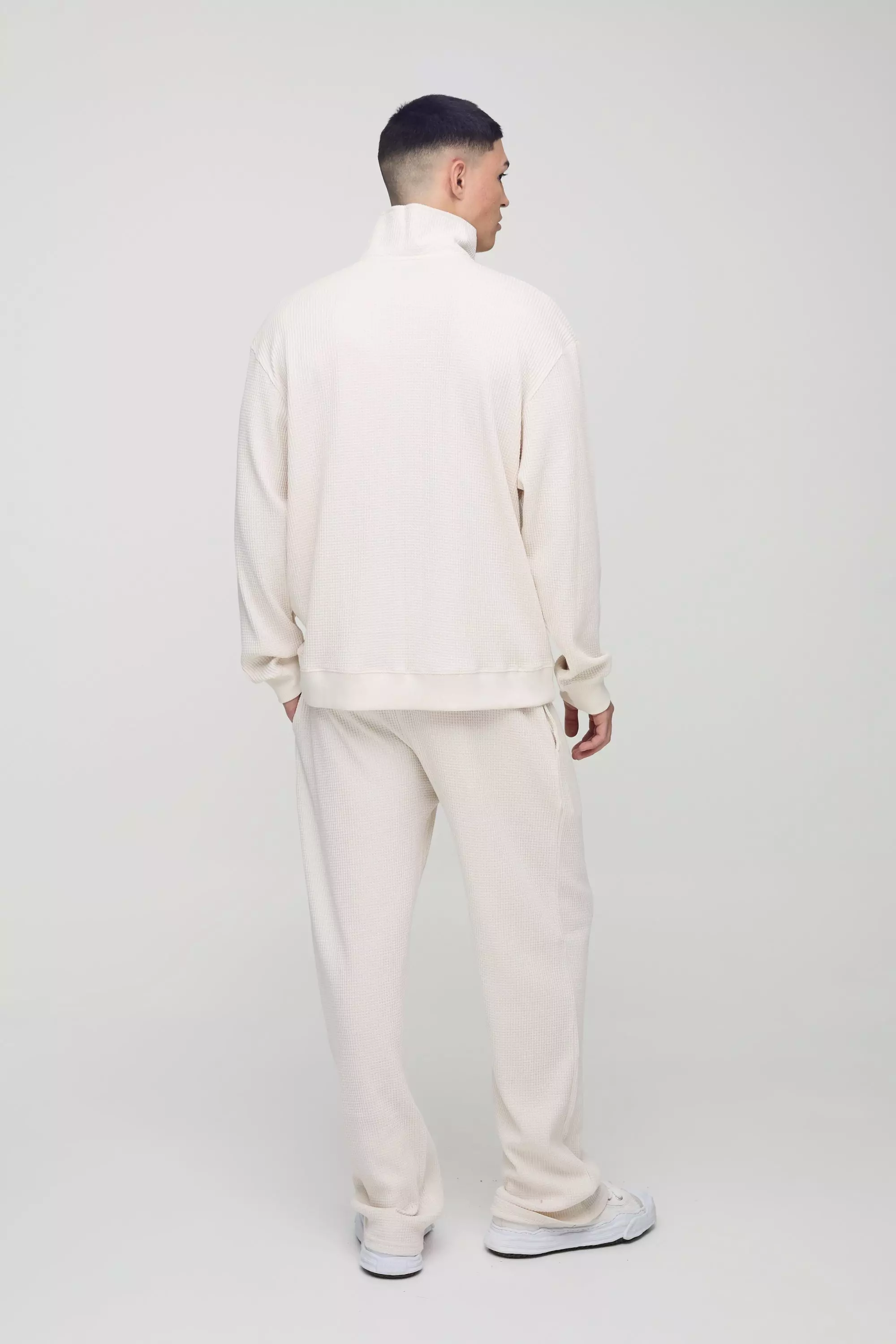 Jogginghose in Waffeloptik mit geradem Bein, Ecru alternatives Bild