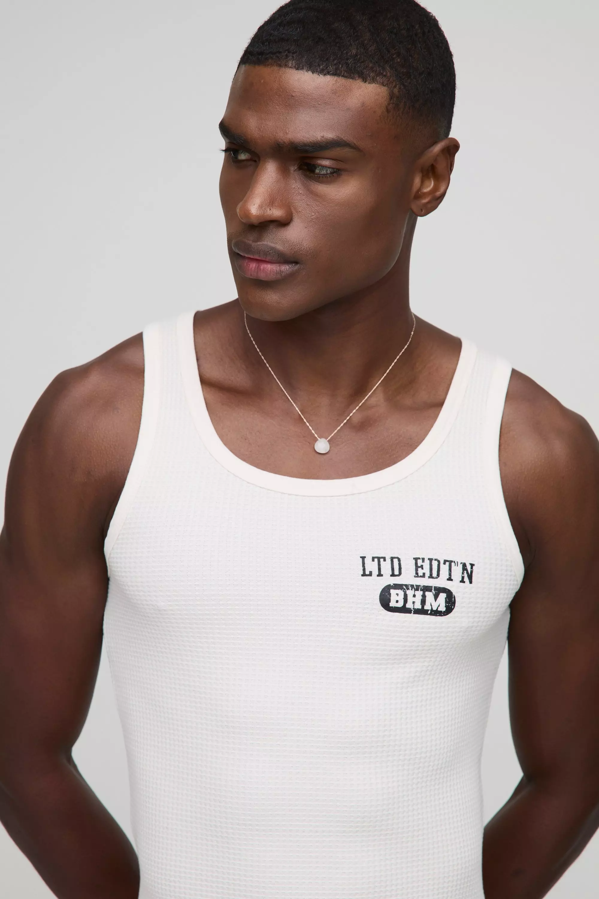 Ecru Muscle Fit Waffle Print Vest alternative image
