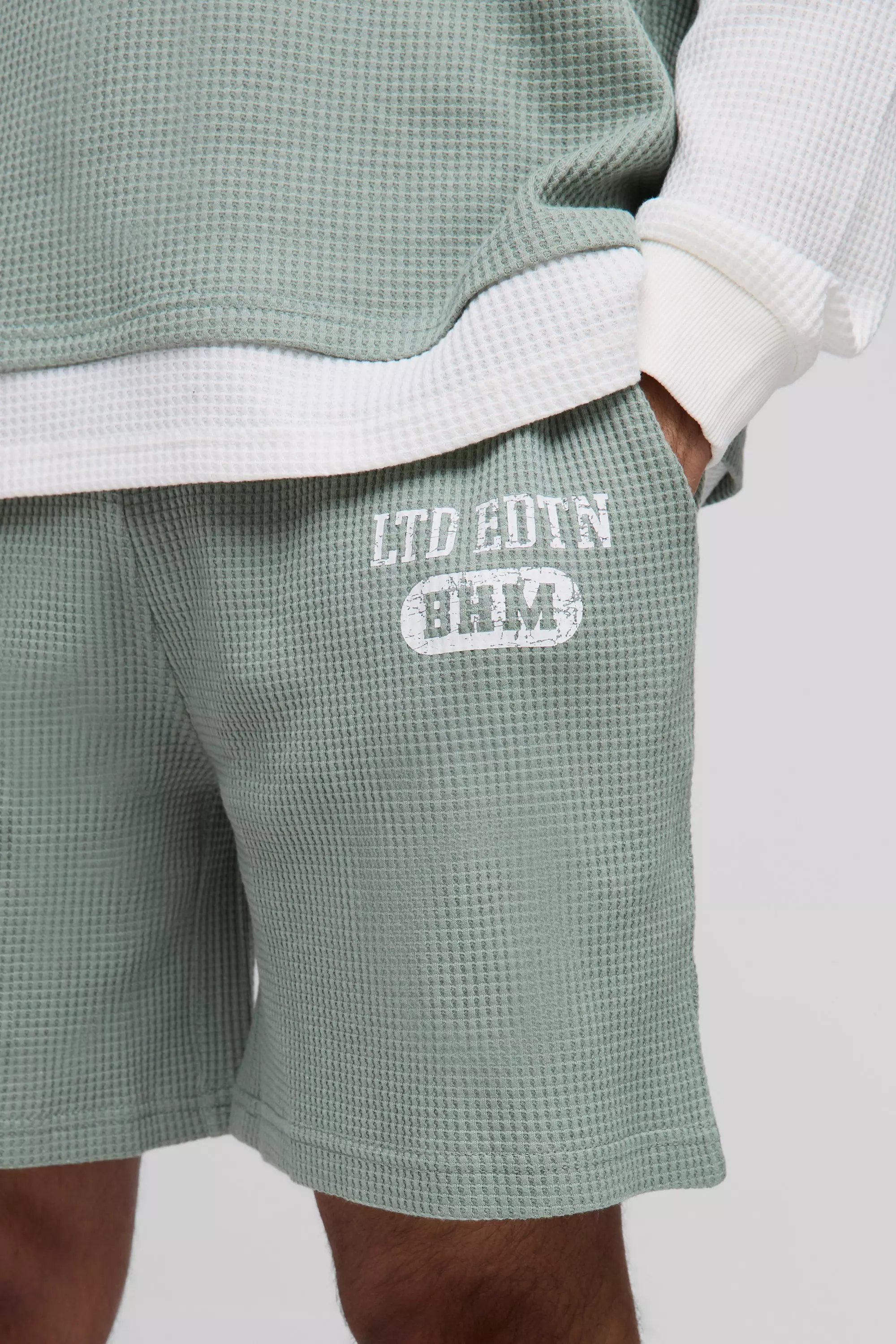 Sage Oversized Waffle Short Length Print Shorts alternative image