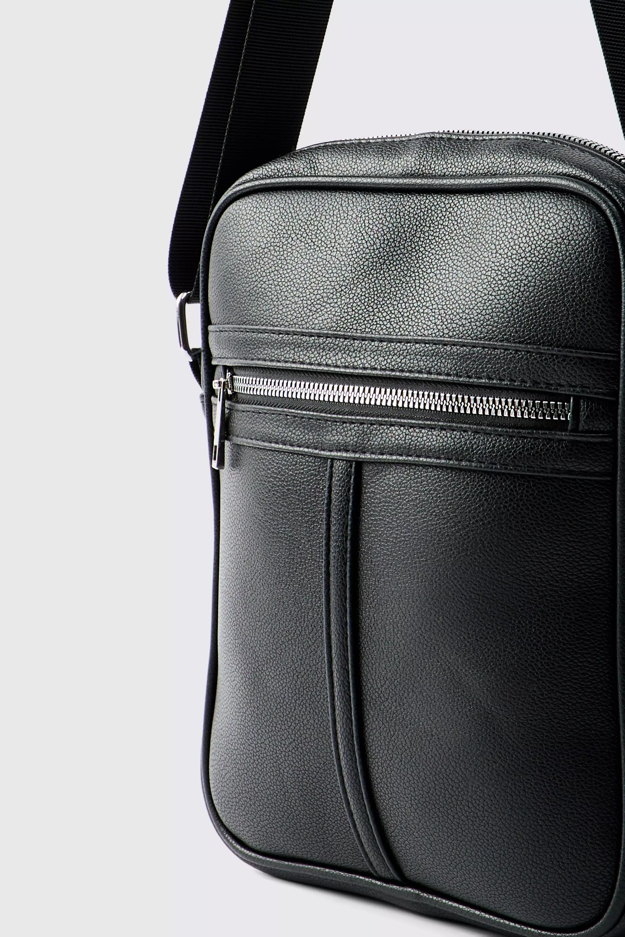 Sac à bandoulière en synthétique, Black autre image