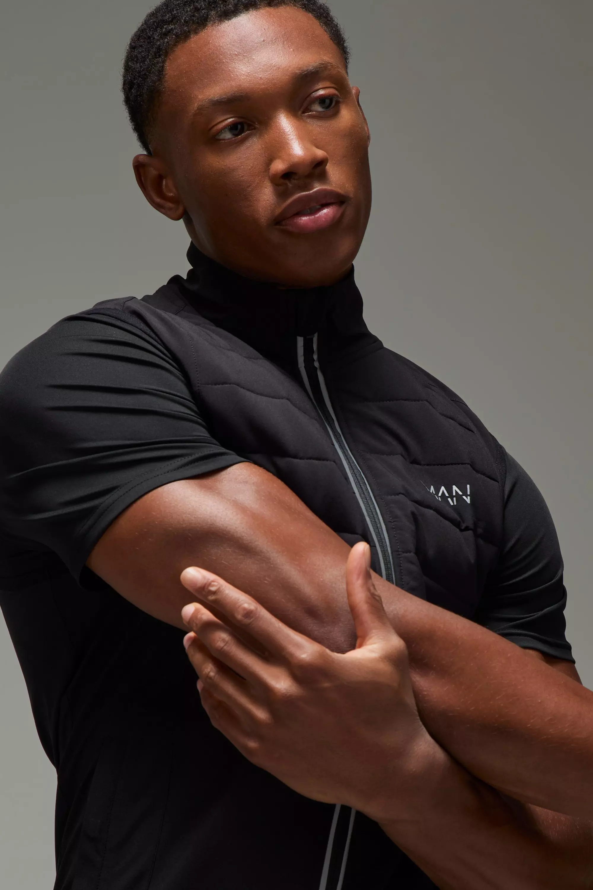 Black Man Active Slim Fit Lightweight Quilted Gilet alternative image