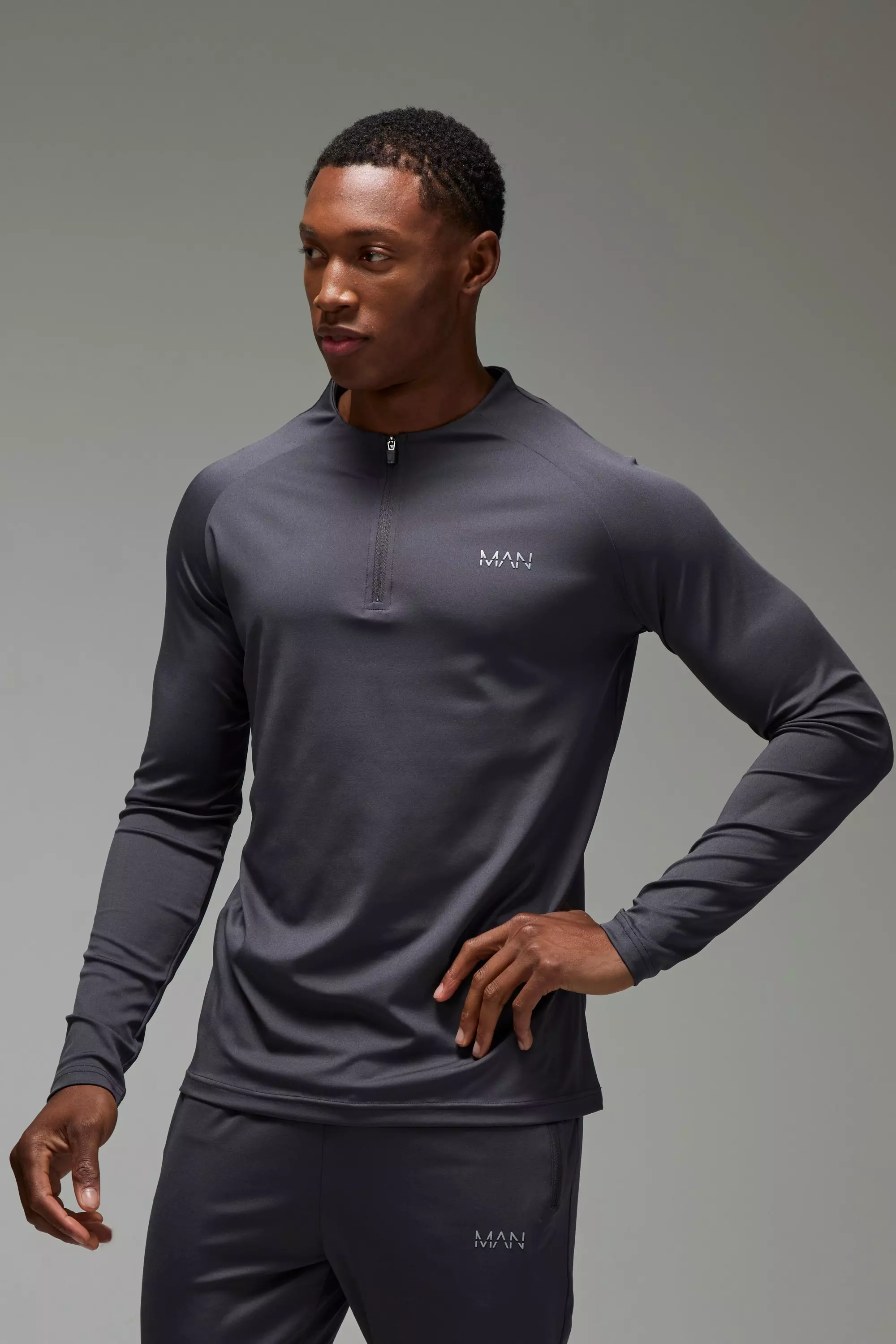 Charcoal Man Active Muscle Fit Crew Neck 1/4 Zip Tracksuit alternative image