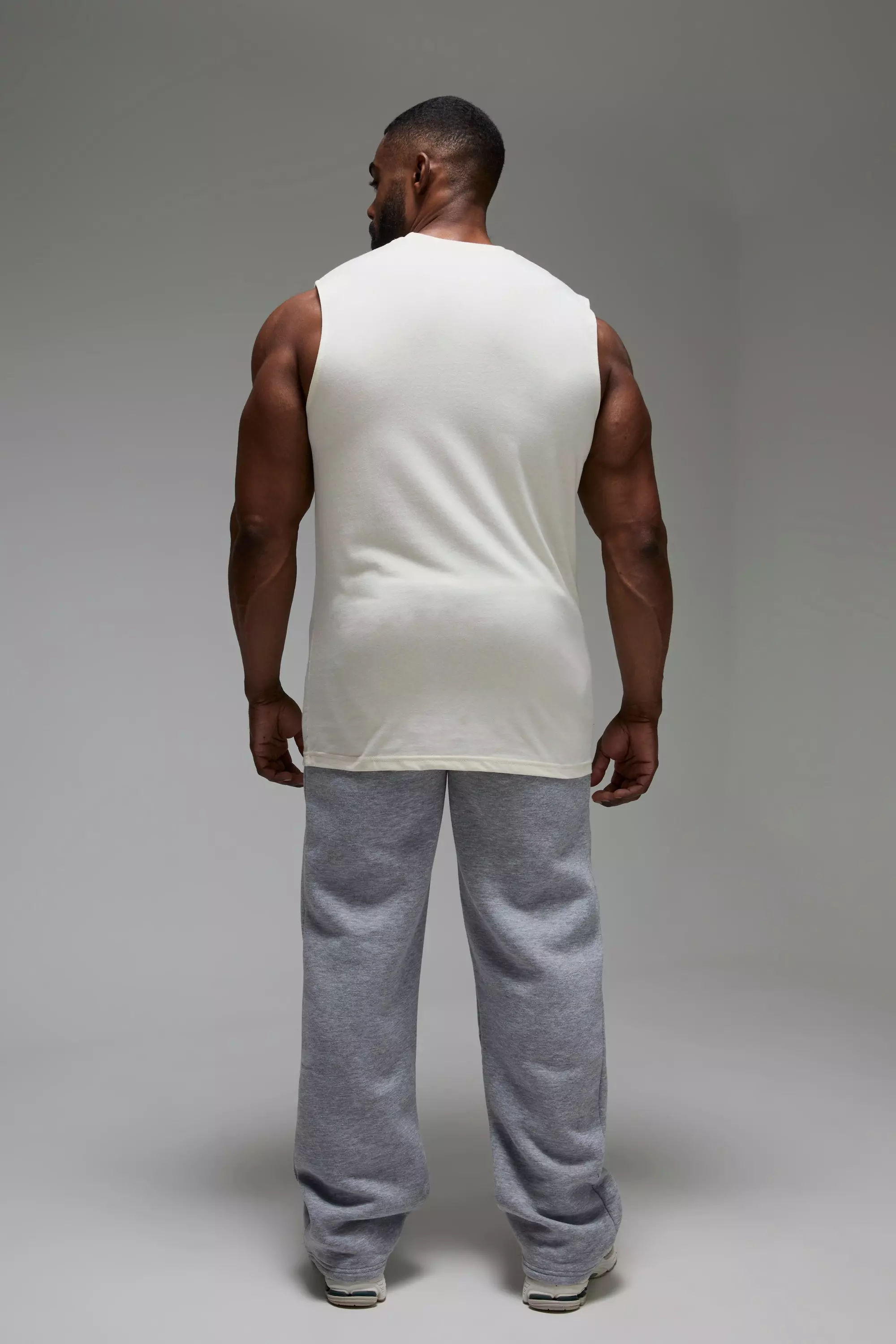 Taupe Man Reg Fit Fitness Tank Top alternatieve afbeelding