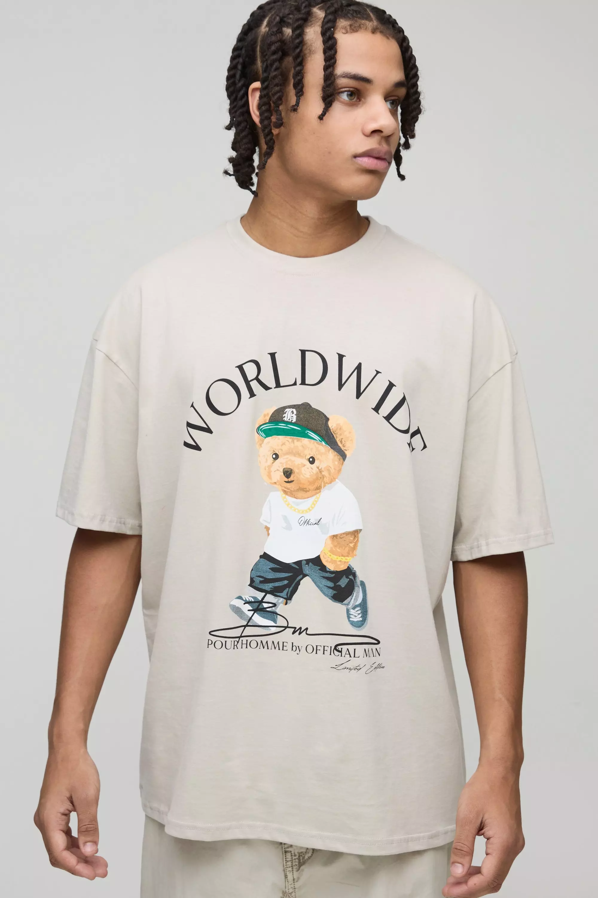 Stone Oversized Teddy Worldwide Printed T-Shirt alternative image