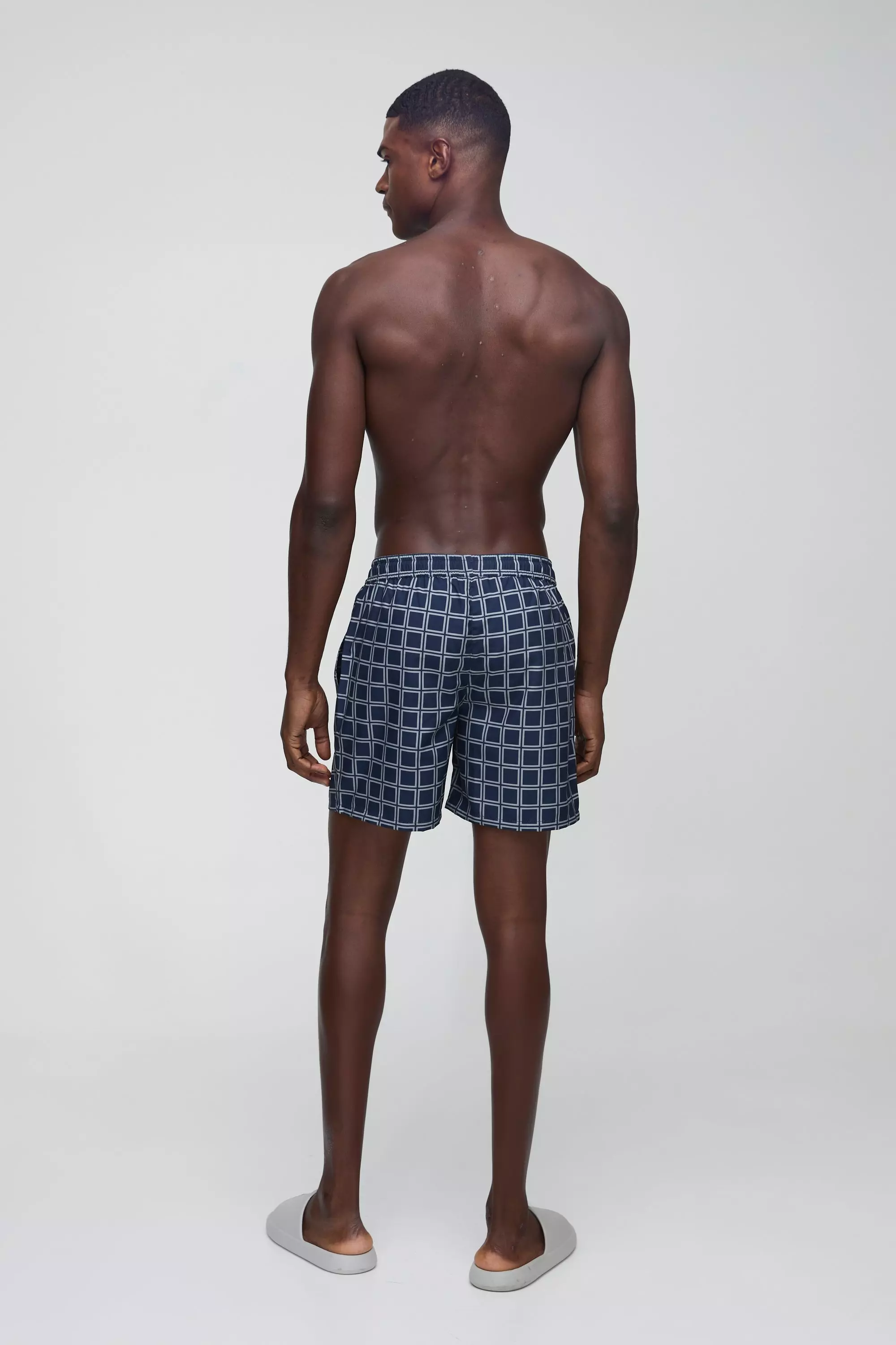 Mittellange karierte Badehose, Navy alternatives Bild