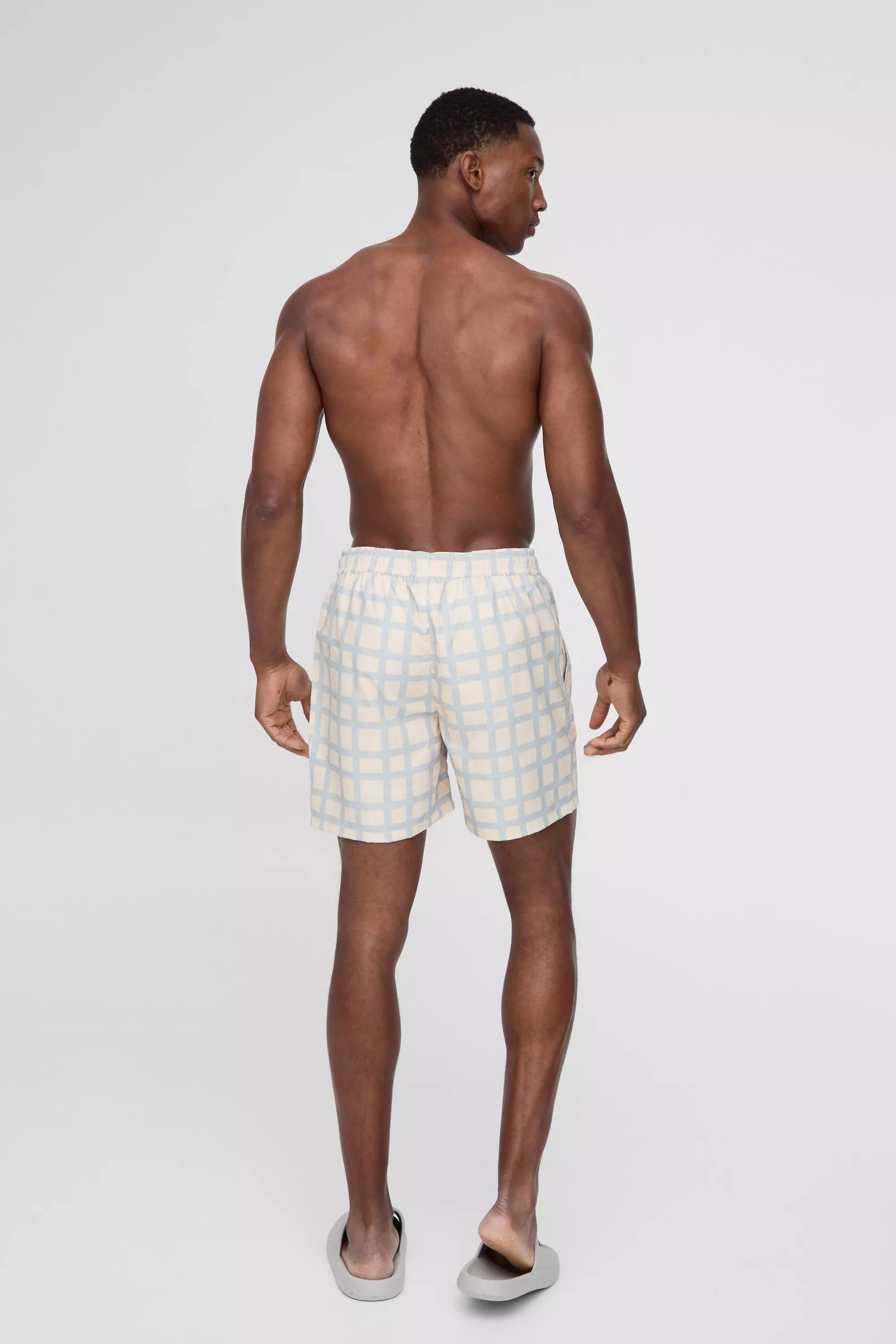 Mittellange karierte Badehose, Ecru alternatives Bild