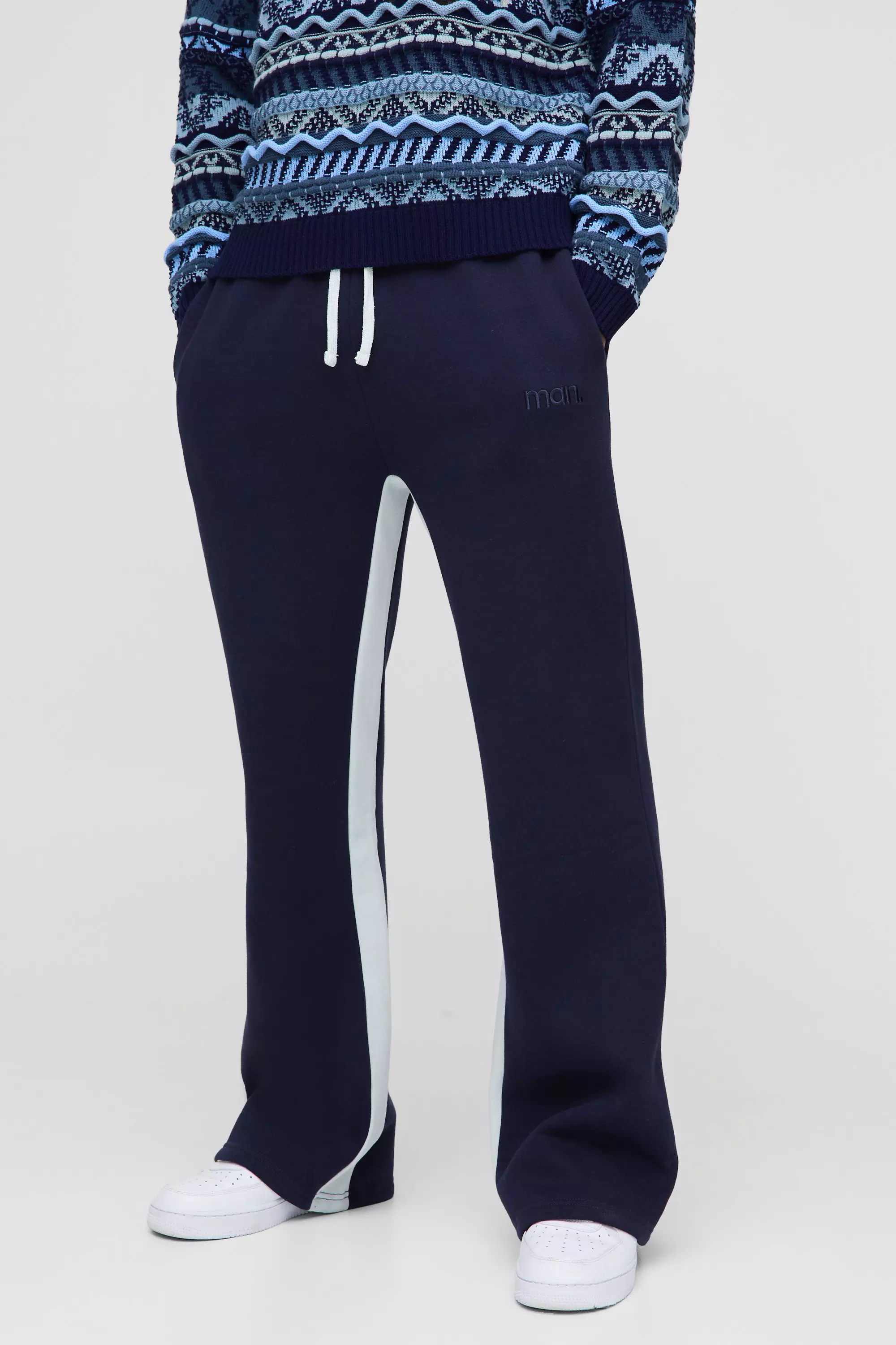 Navy Relaxed Man Colour Block Joggers alternative image