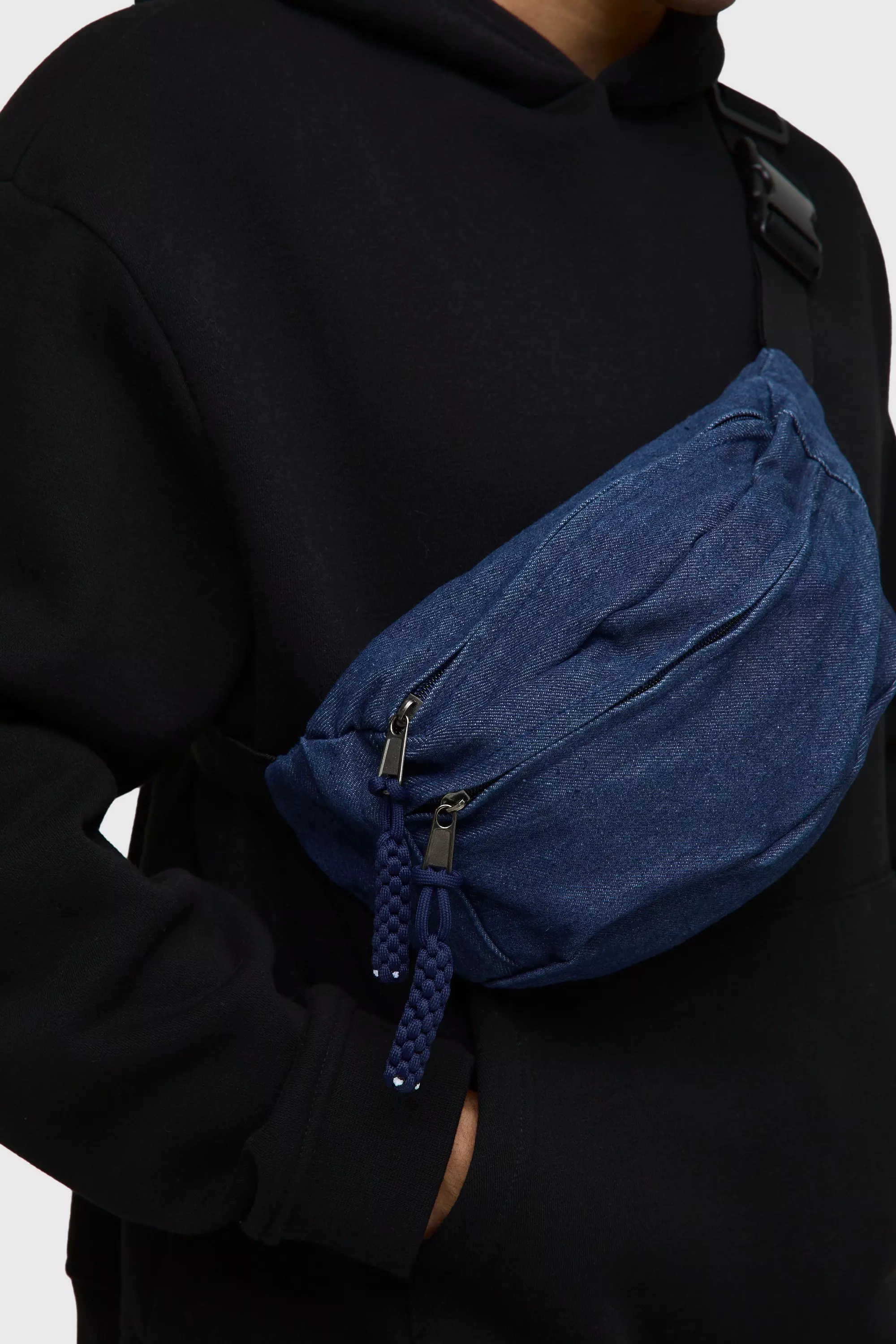 Denim-Umhängetasche alternatives Bild
