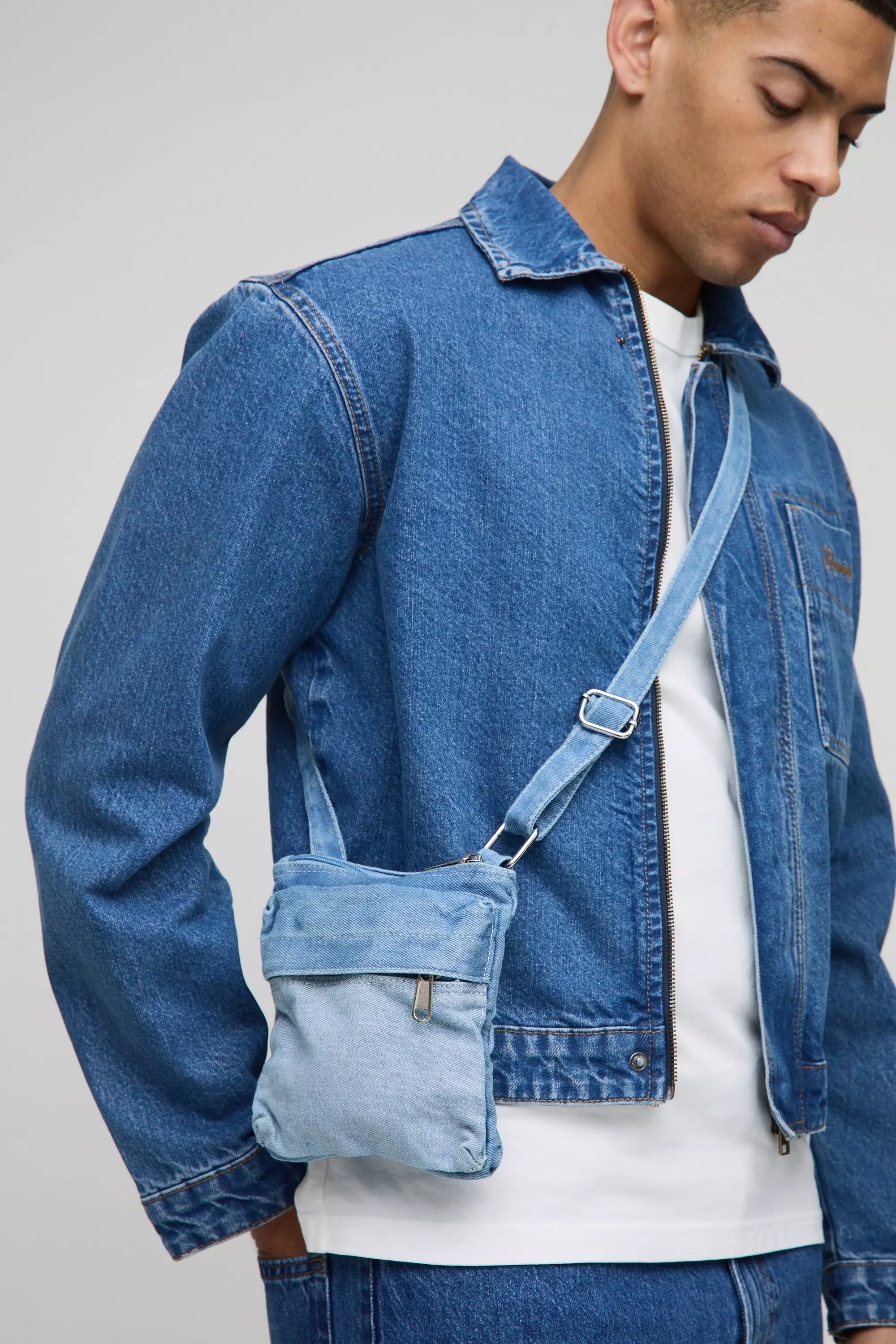Denim-Umhängetasche alternatives Bild