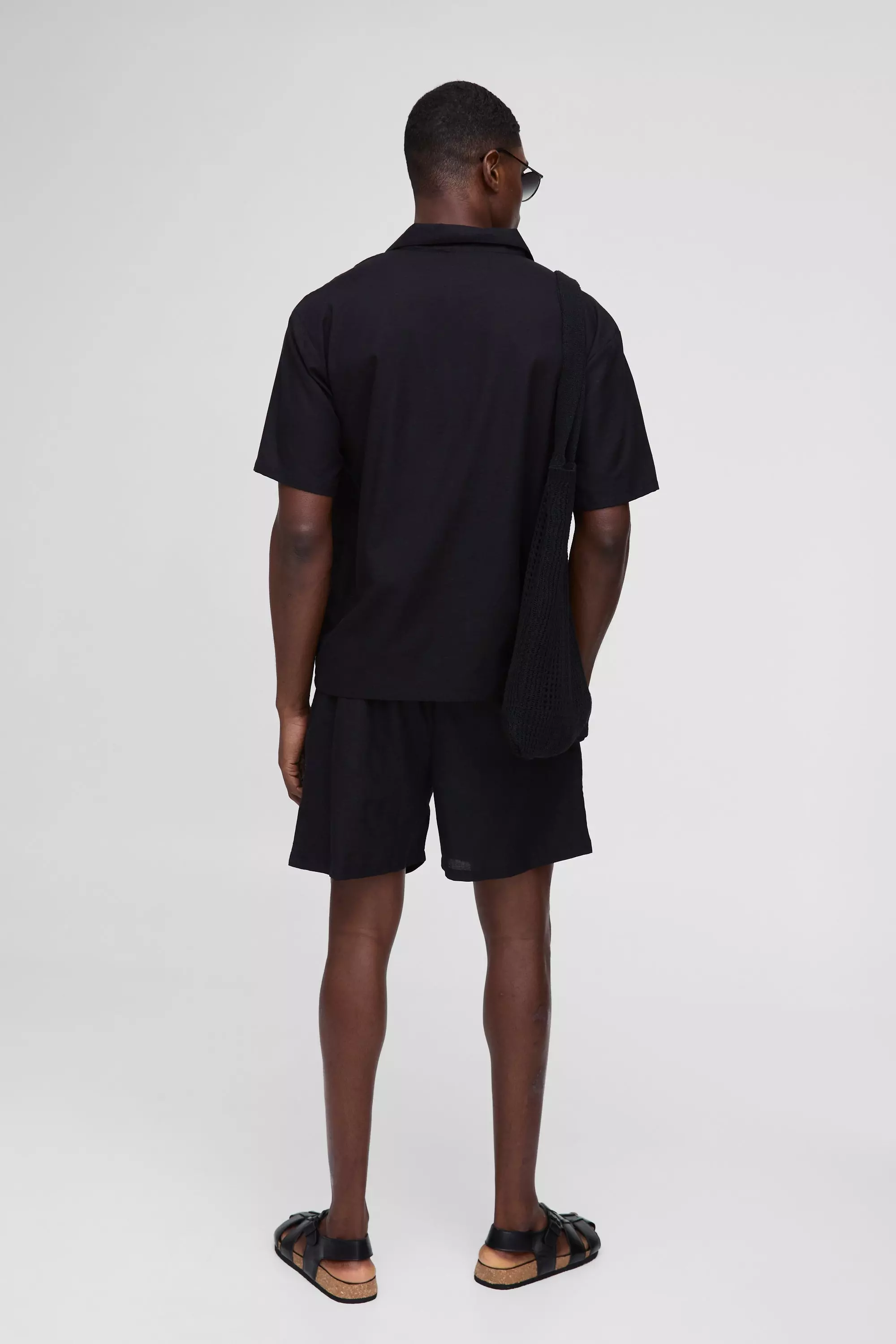 Oversize Leinen-Hemd mit V-Ausschnitt, Black alternatives Bild