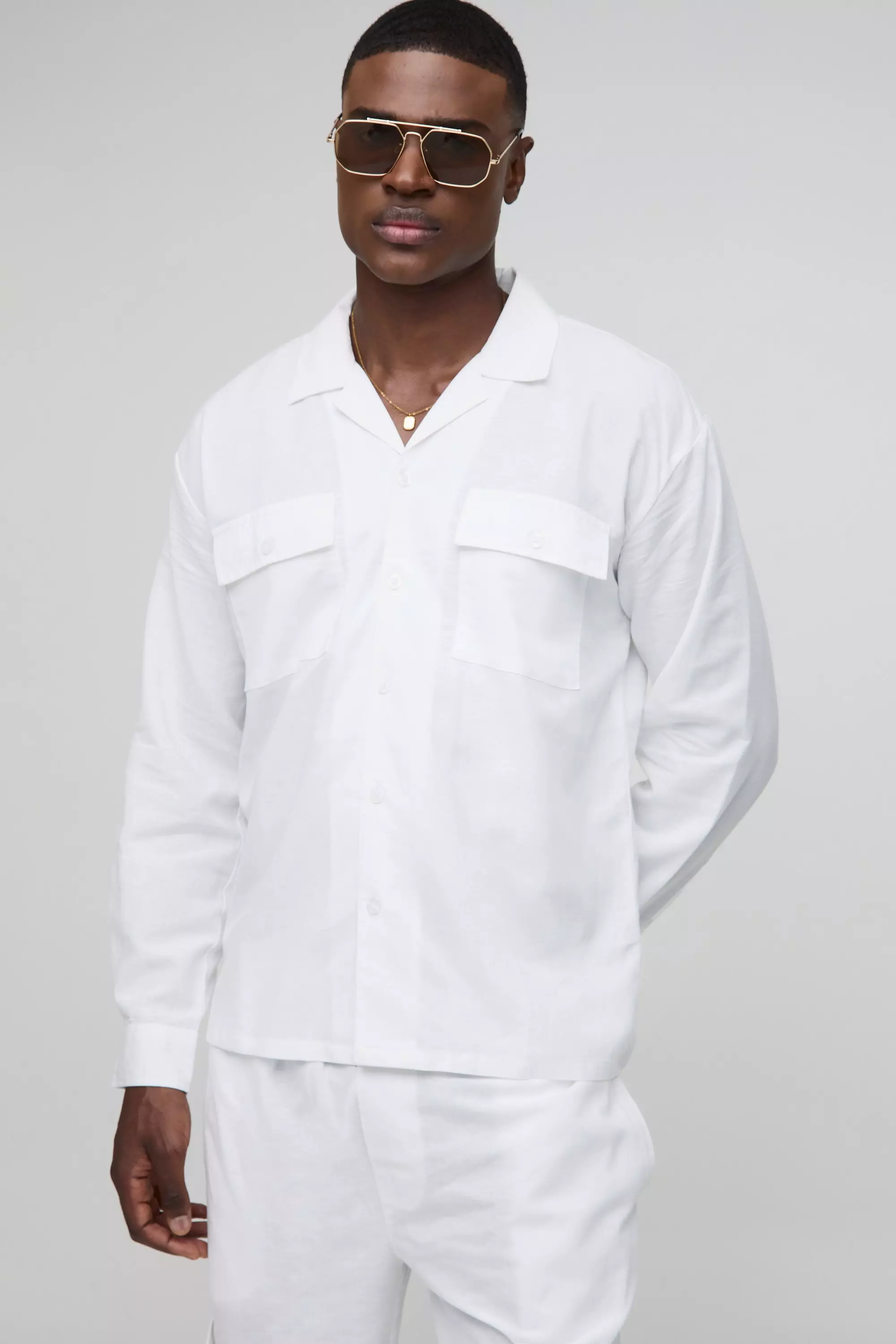 Set Camicia Oversize Con Tasche Cargo & Pantaloni, White immagine alternativa