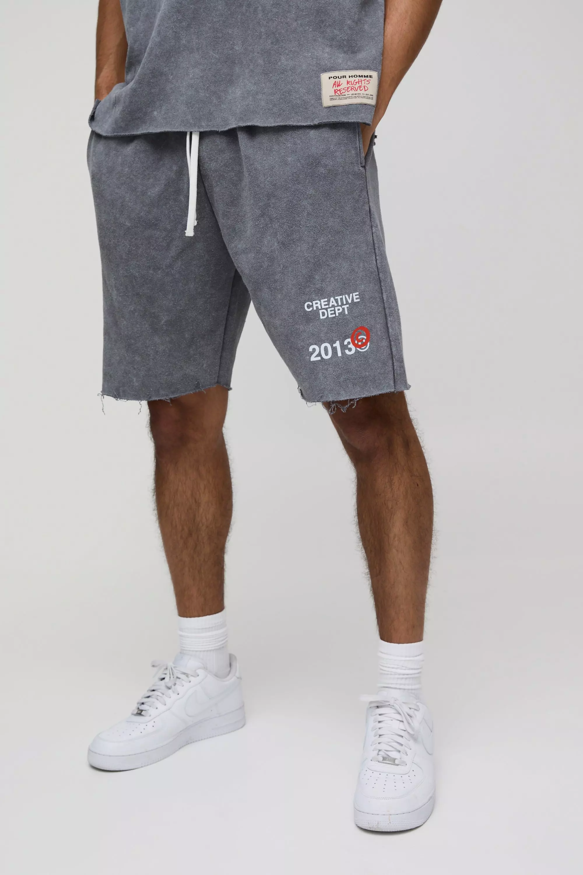 Charcoal Korte Gebleekte Baggy Shorts Met Print alternatieve afbeelding