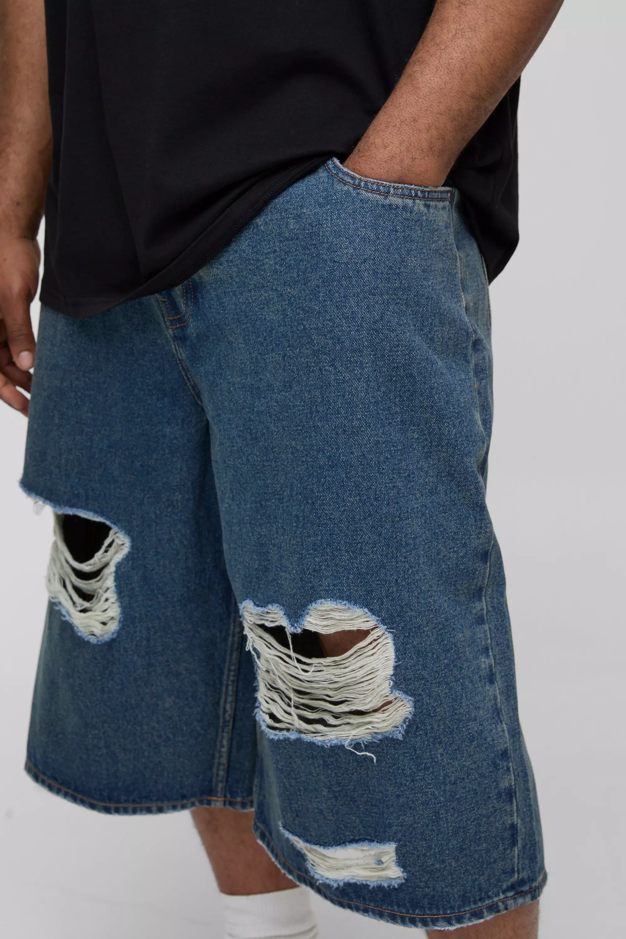 Antique blue Plus Regular Fit Longline Extreme Rip Jorts alternative image