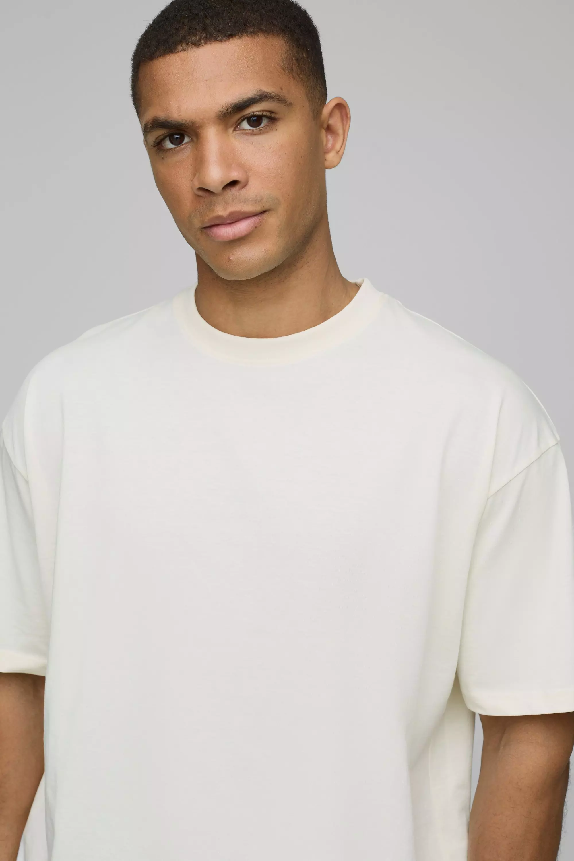 Ecru Oversized Basic T-Shirt Met Crewneck alternatieve afbeelding