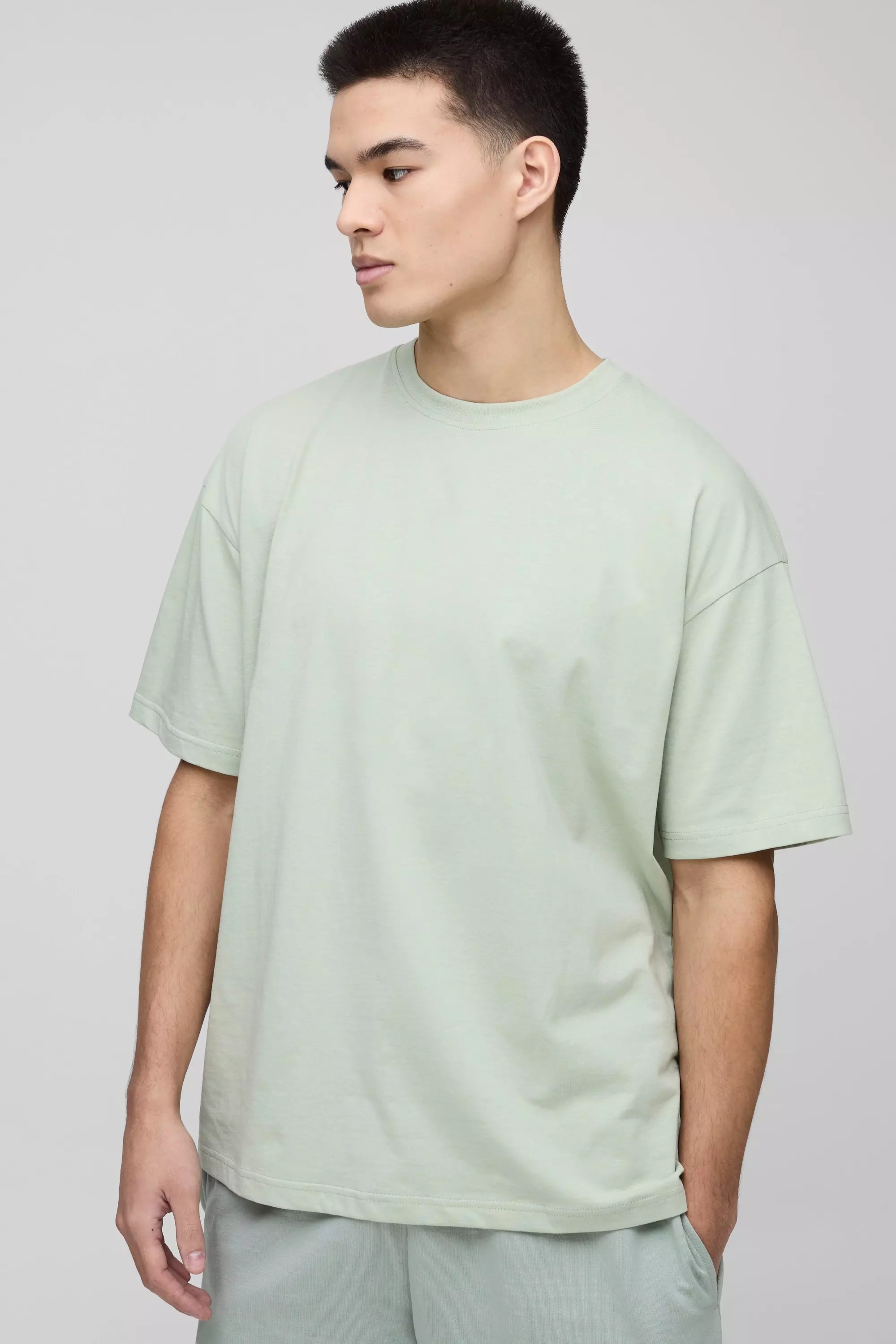 Oversize Basic Rundhals T-Shirt, Sage alternatives Bild