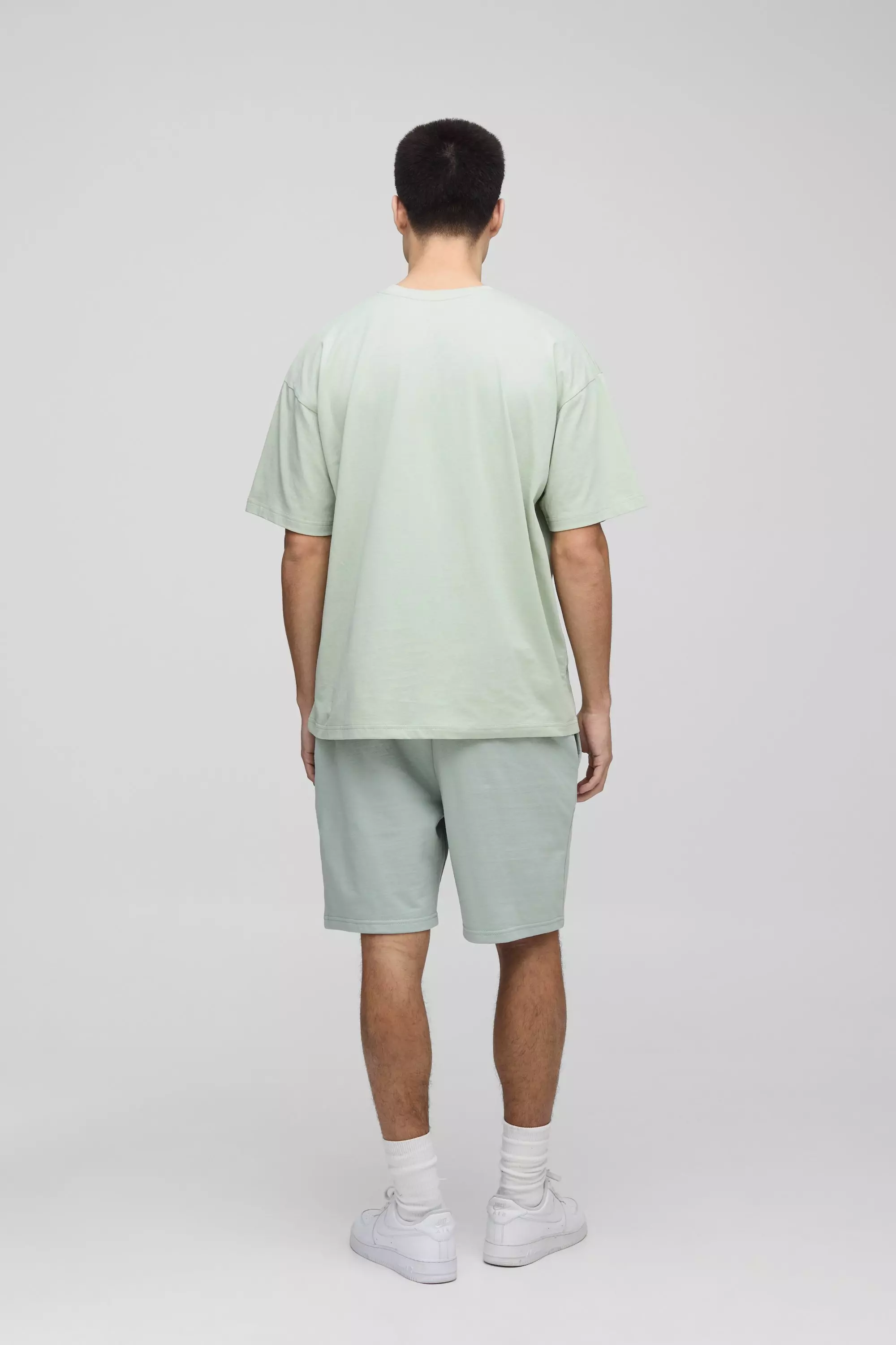 Oversize Basic Rundhals T-Shirt, Sage alternatives Bild