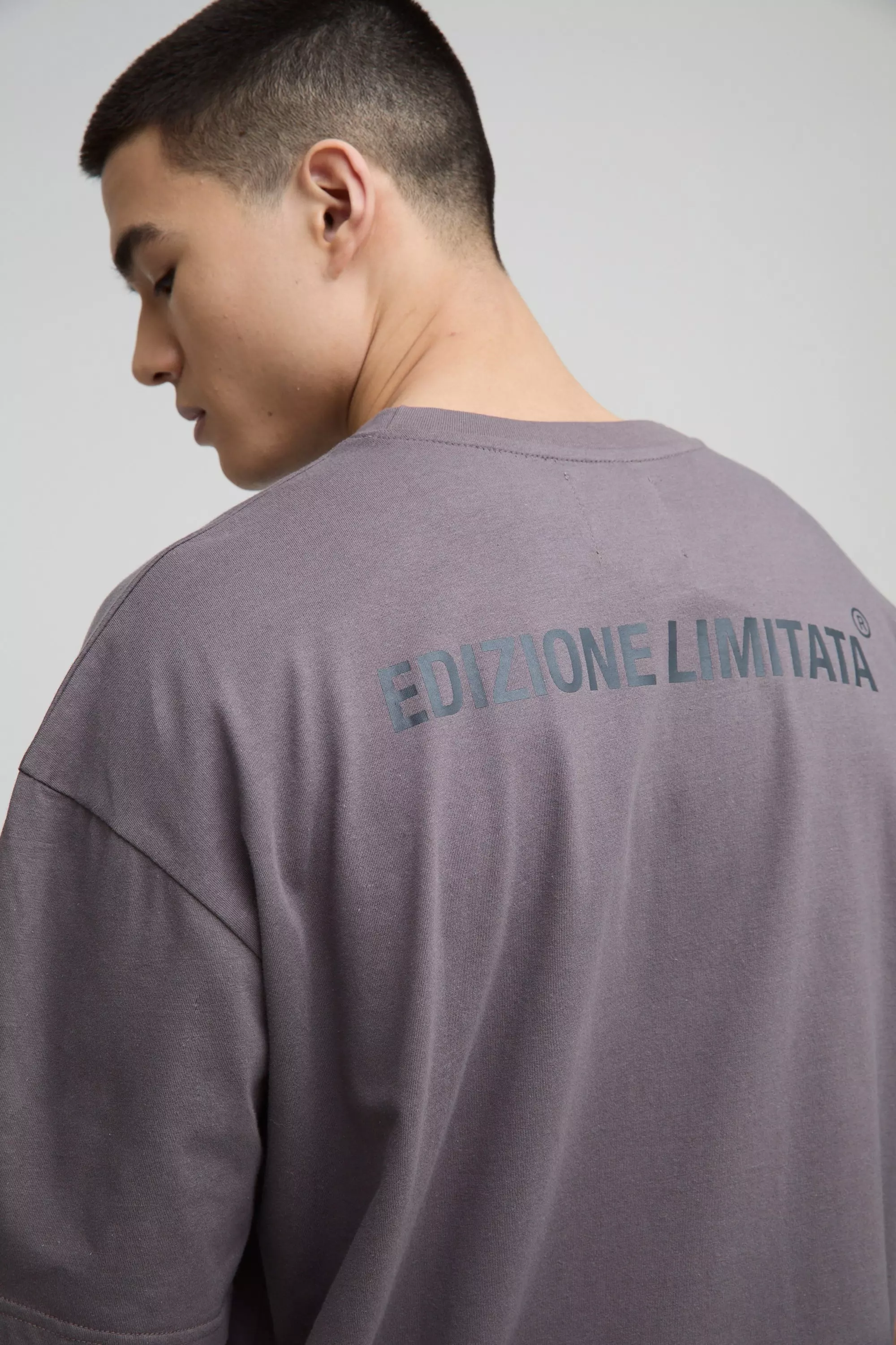 Oversized Boxy Edizione Limitata Heavyweight T-Shirt | boohooMAN USA
