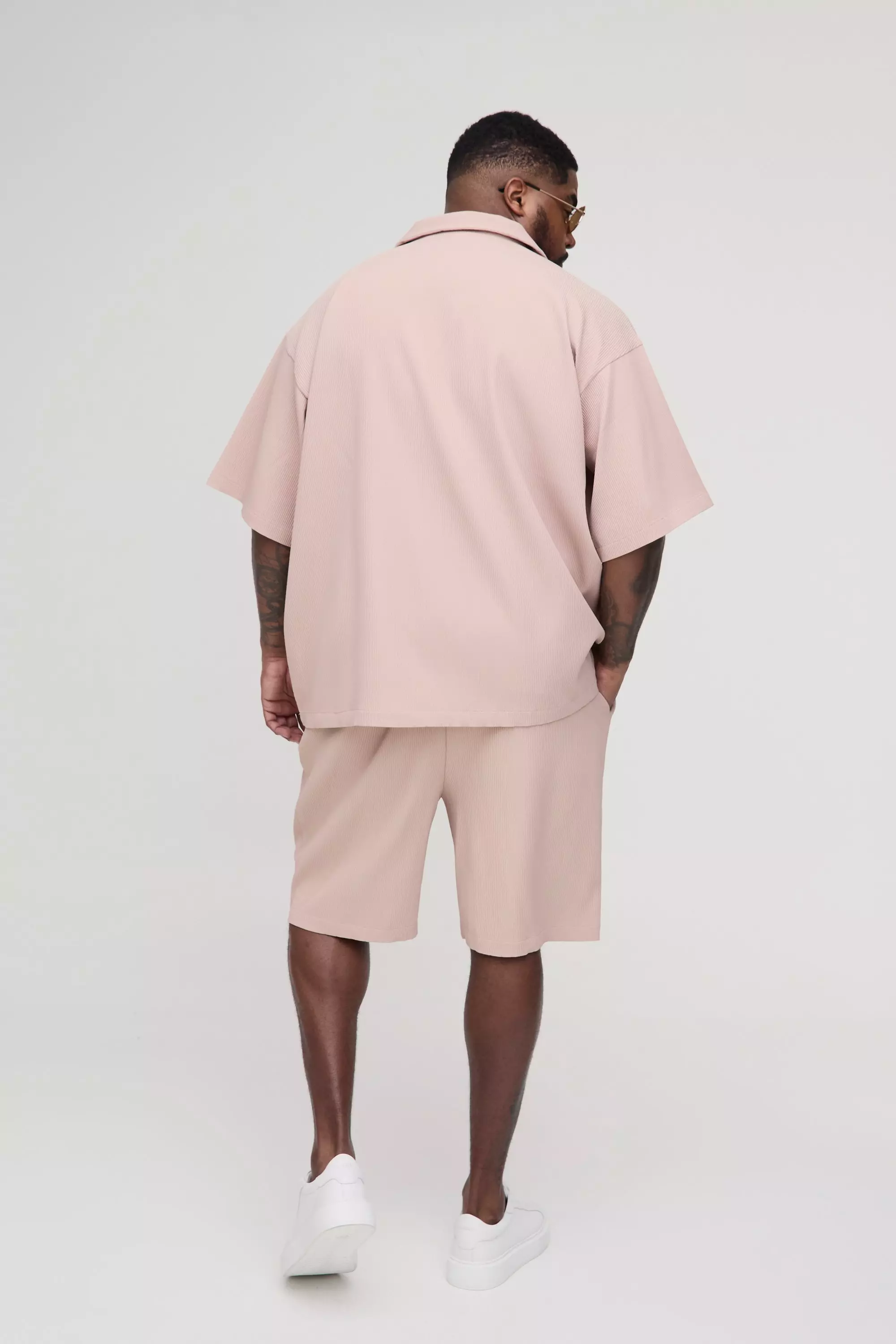 Grande taille - Chemise plissée à col V, Taupe autre image