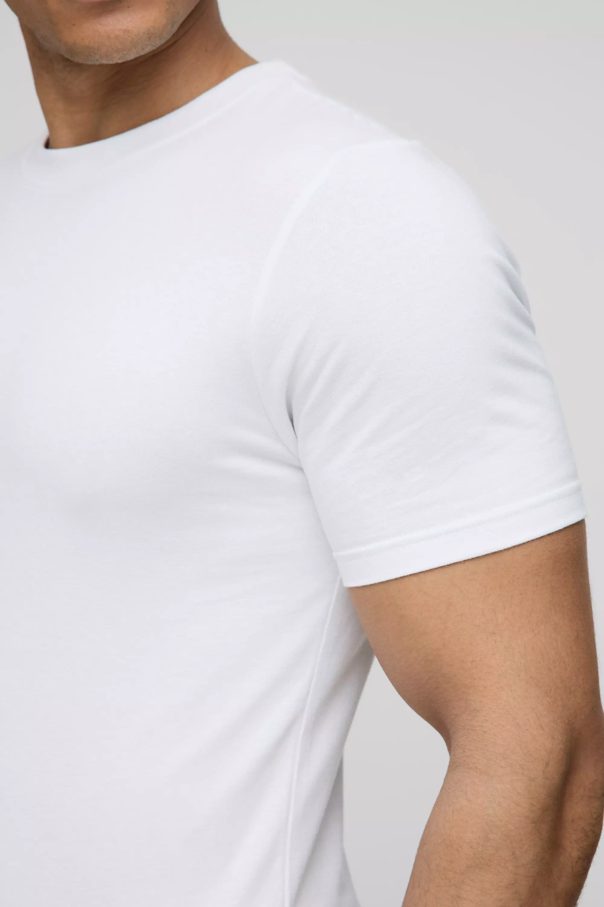 White Basic Muscle Fit T-Shirt alternatieve afbeelding