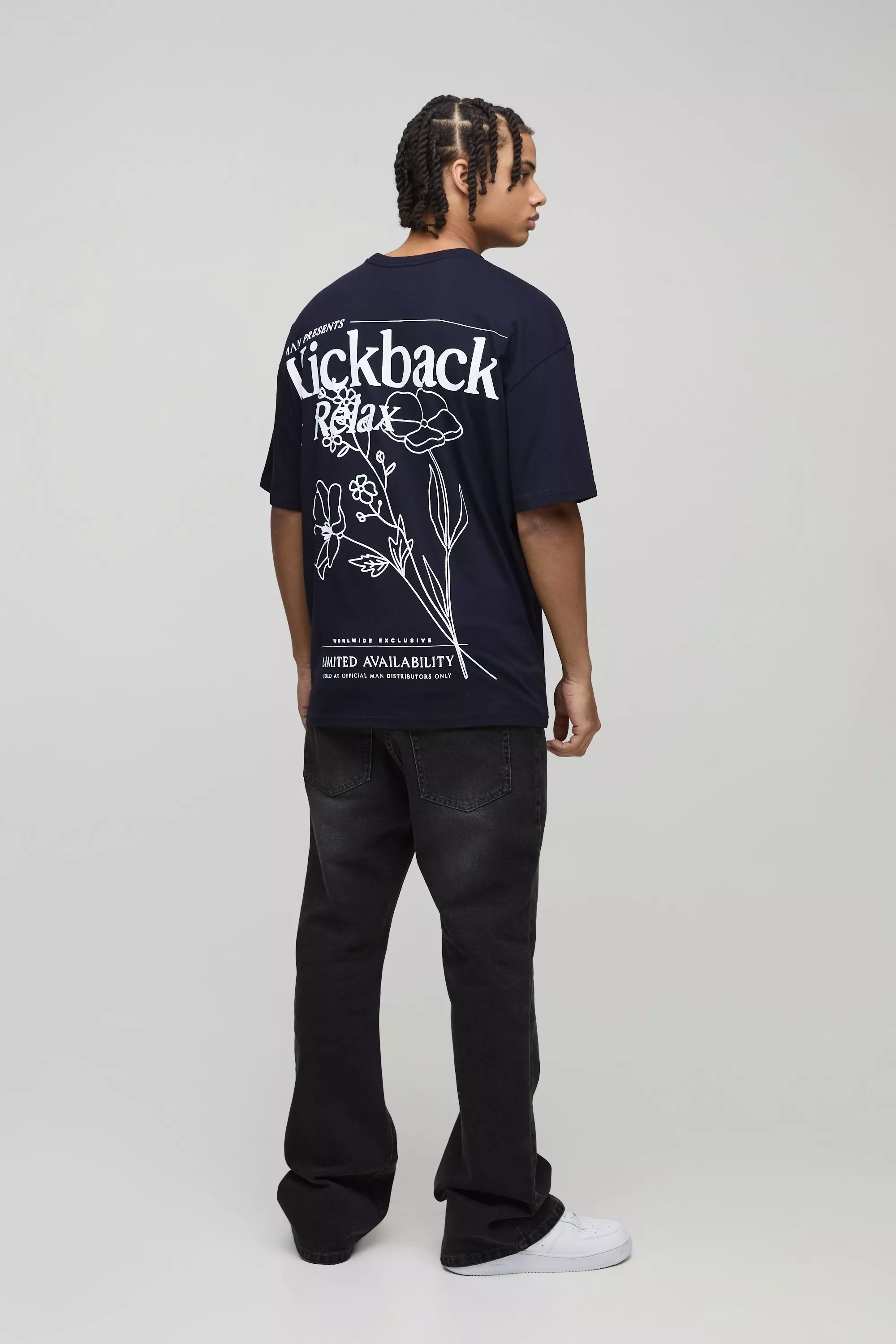Navy Oversized Kick Back & Baggy Bloemen T-Shirt alternatieve afbeelding