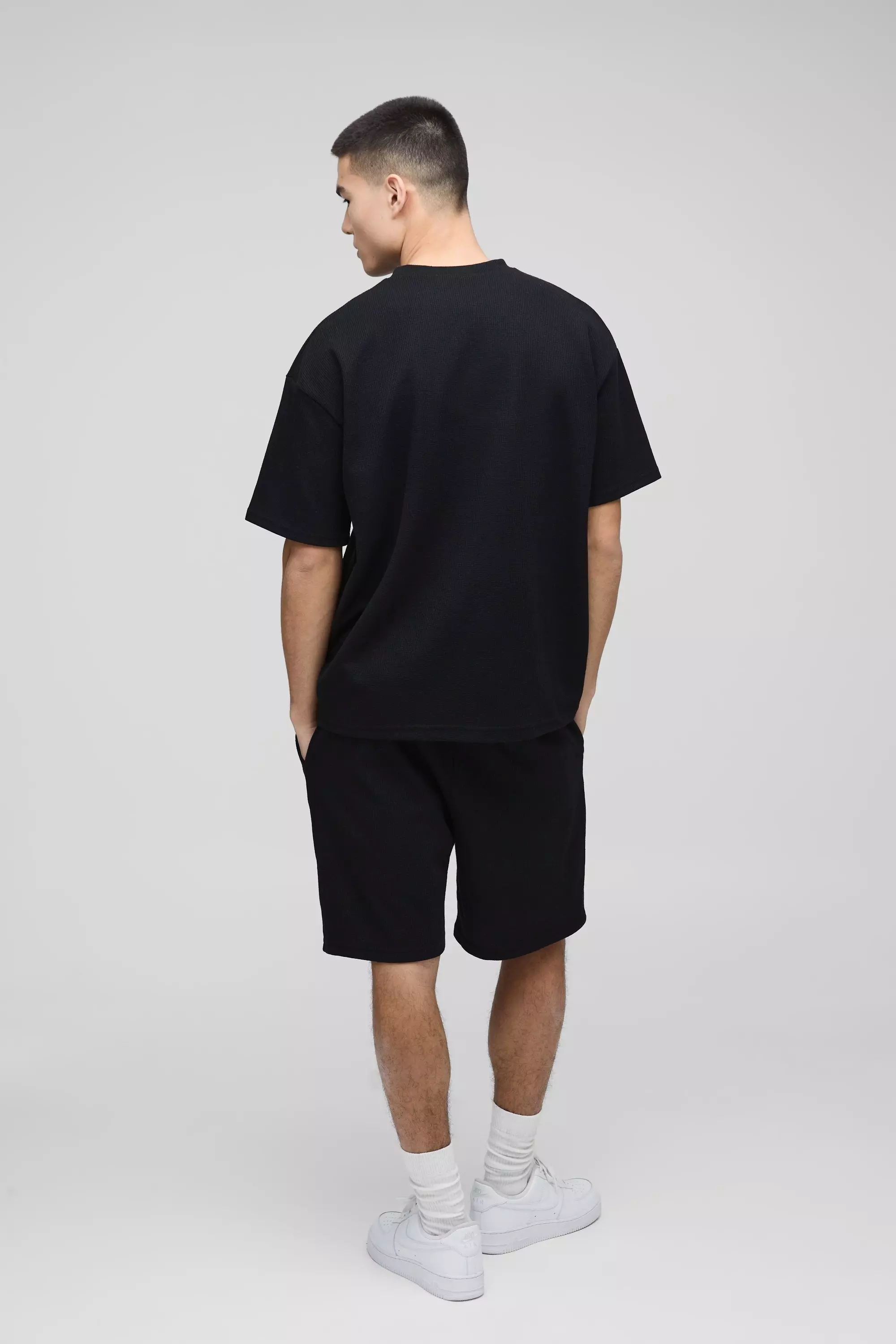 Black Oversized Man Embroidered Waffle T-Shirt alternative image
