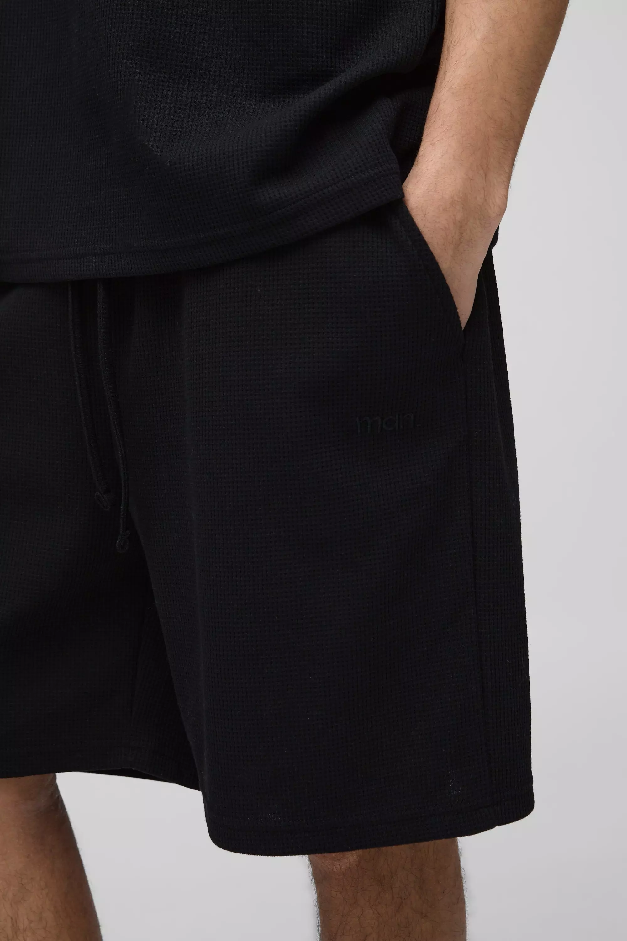 Short large en tissu éponge à broderie - MAN, Black autre image