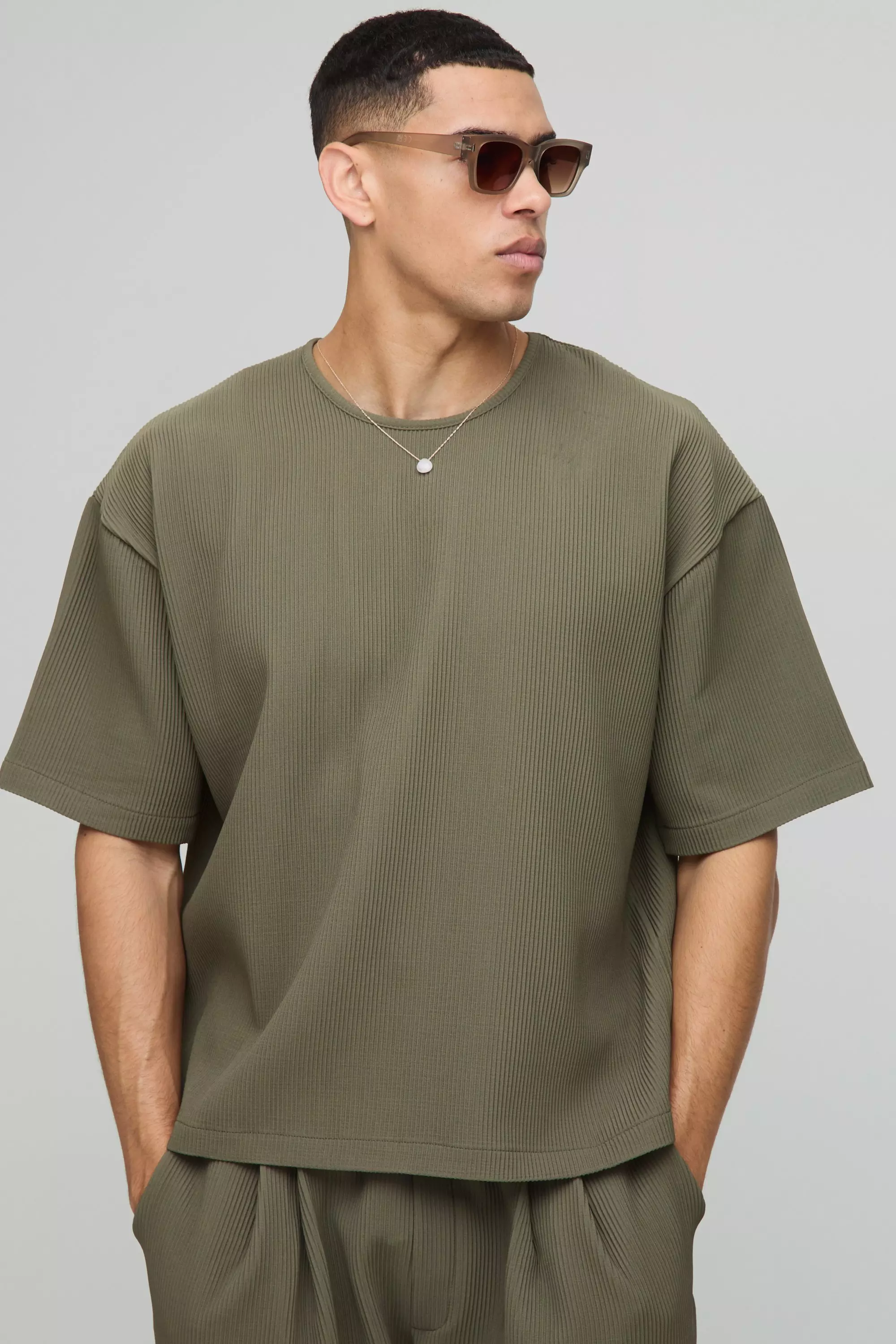 Oversized Boxy Pleated T-Shirt Olive