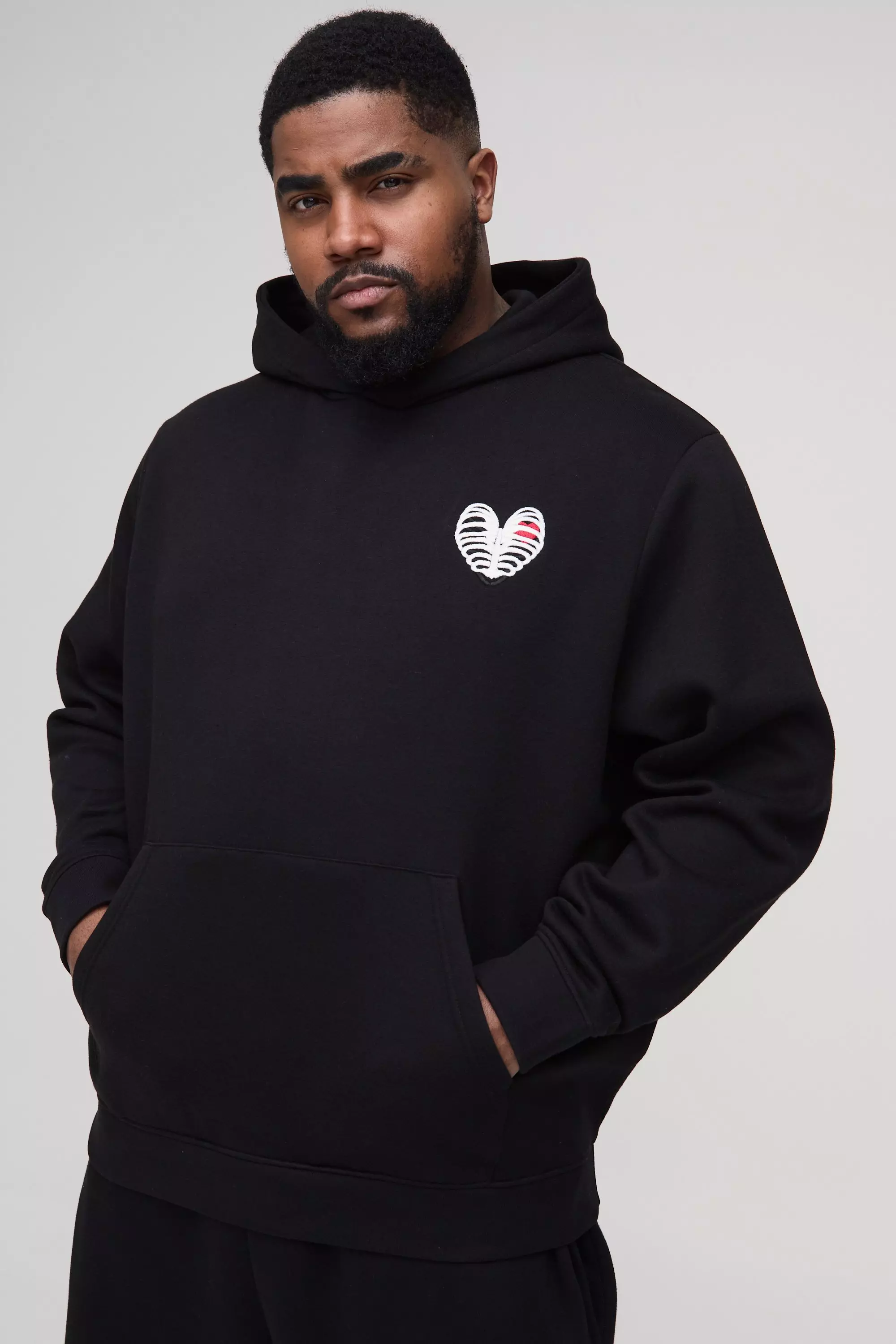 Plus Hoodie mit Rippen-Stickerei, Black alternatives Bild