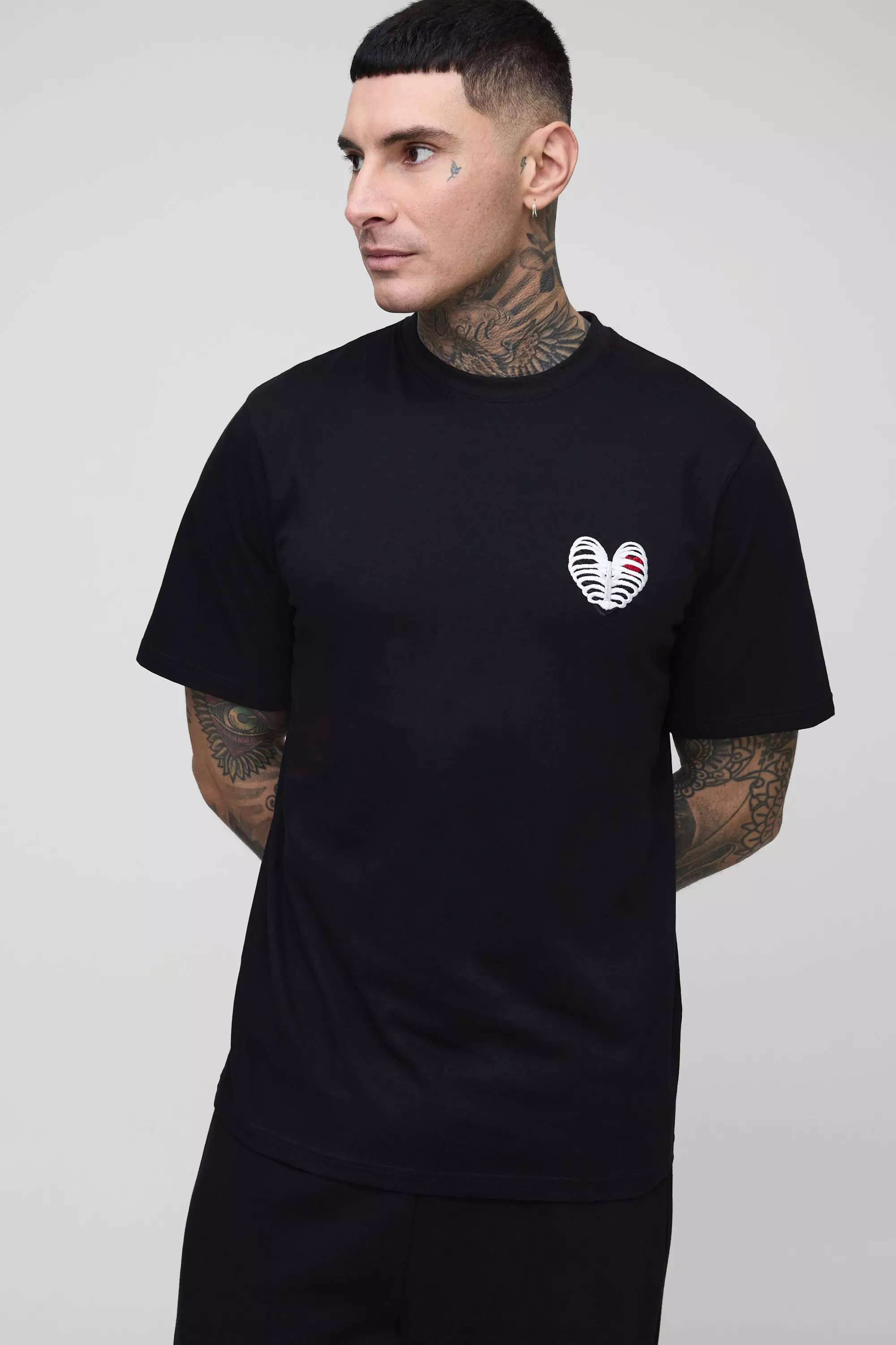 Black Tall Heart Ribcage Embroidered T-Shirt alternative image