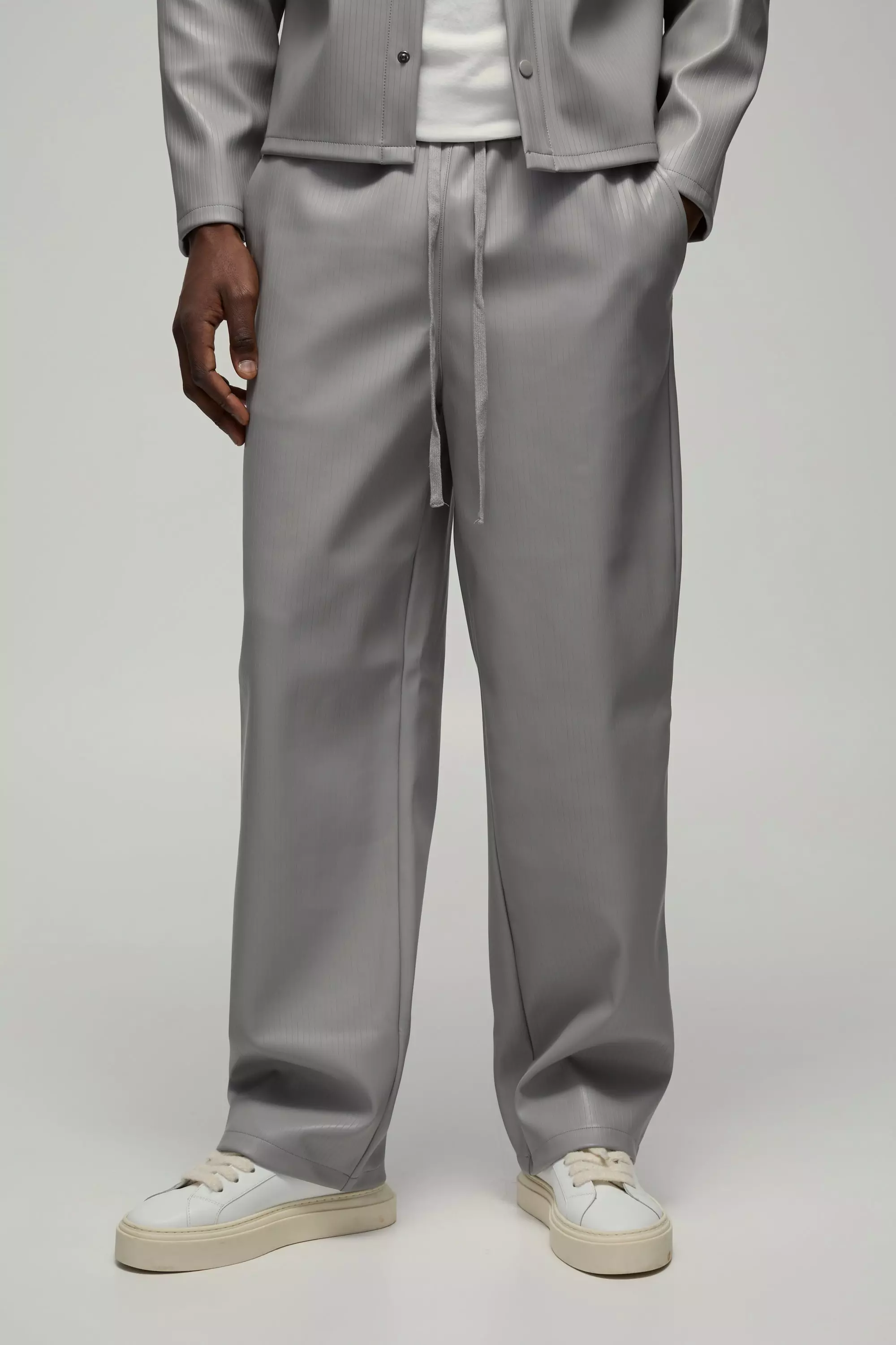 Light grey Baggy PU Broek Met Elastische Taille En Reliëf alternatieve afbeelding