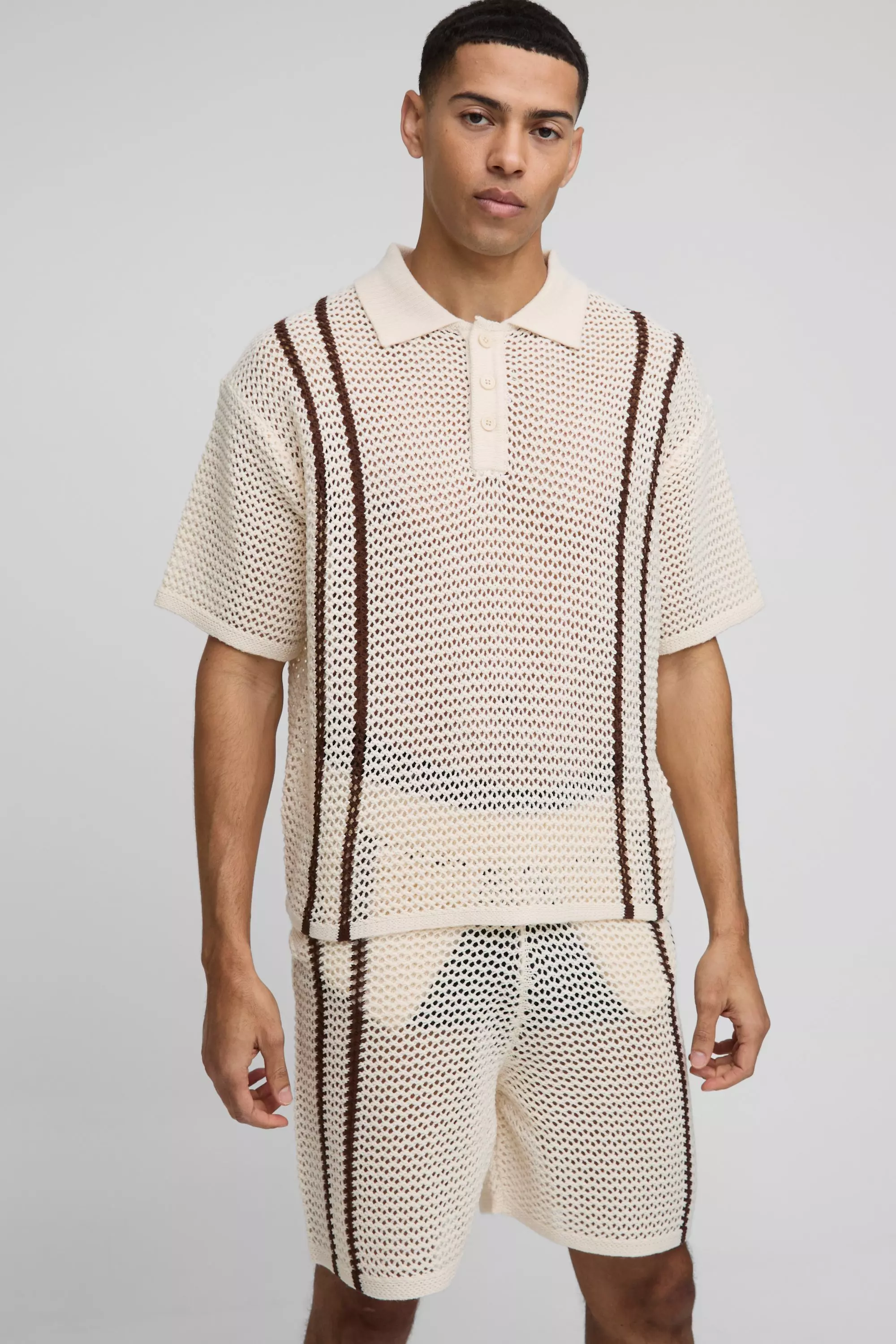 Kastiges gestreiftes Poloshirt und Shorts, Ecru alternatives Bild