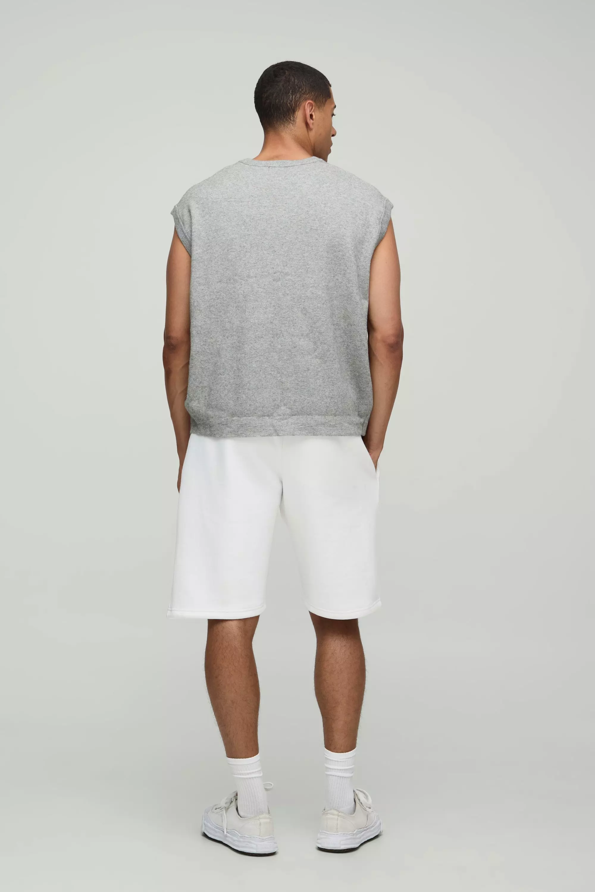 Kastiges Oversize Tanktop mit Kreuz-Stickerei, Grey alternatives Bild