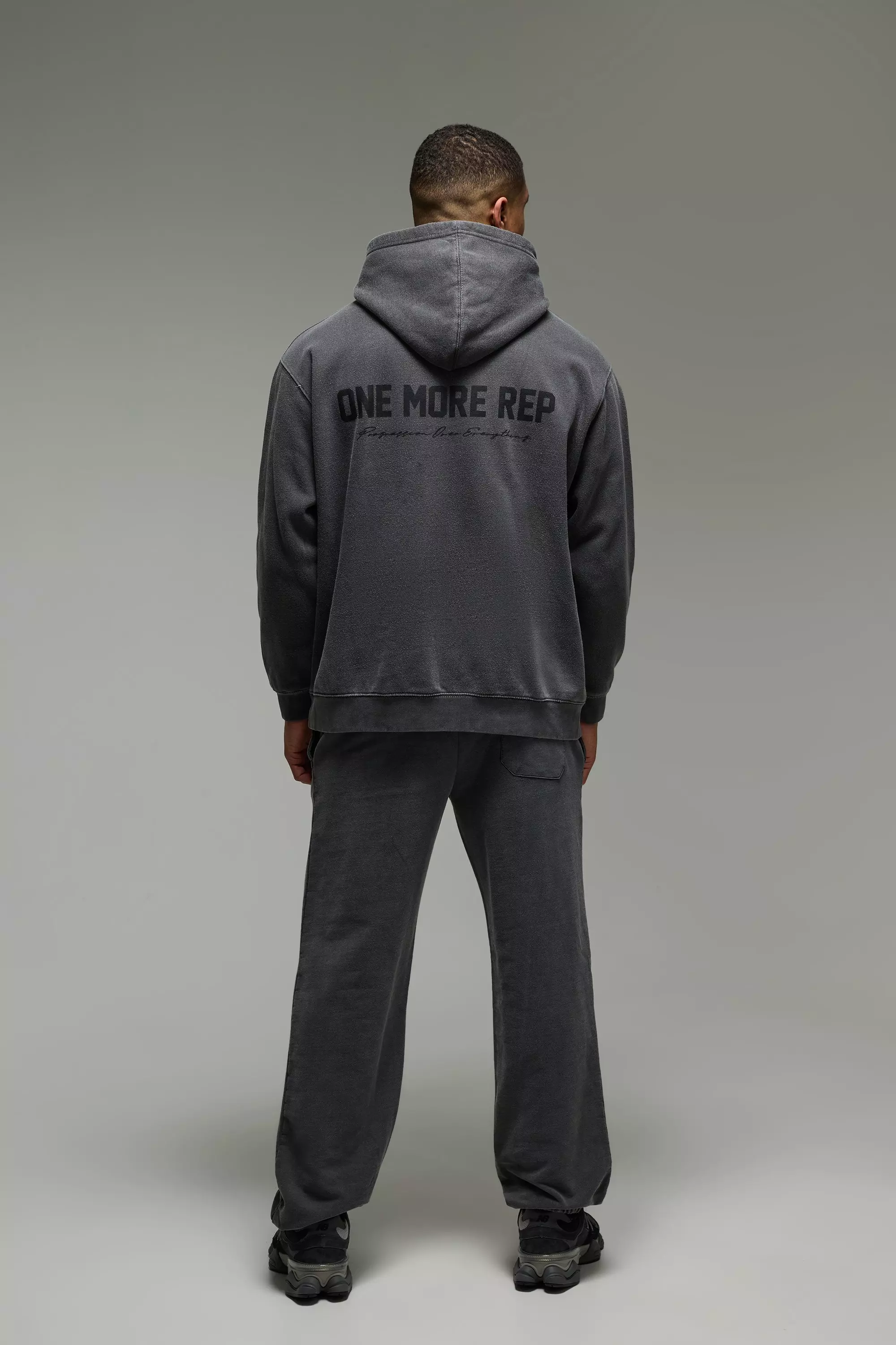 Man Active Training Dept Oversize Jogginghose, Black alternatives Bild