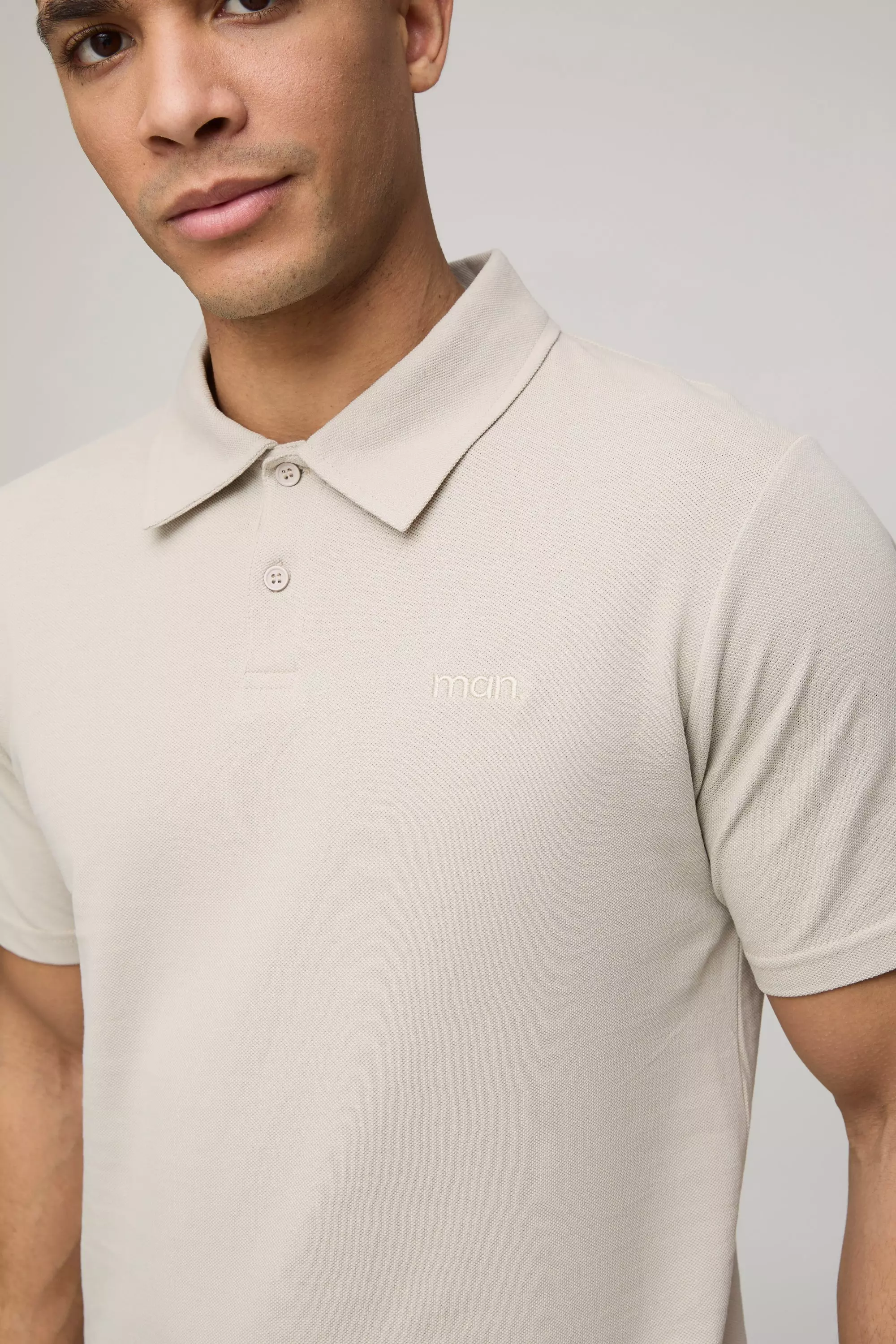 Slim-Fit Basic Pique Poloshirt, Stone alternatives Bild