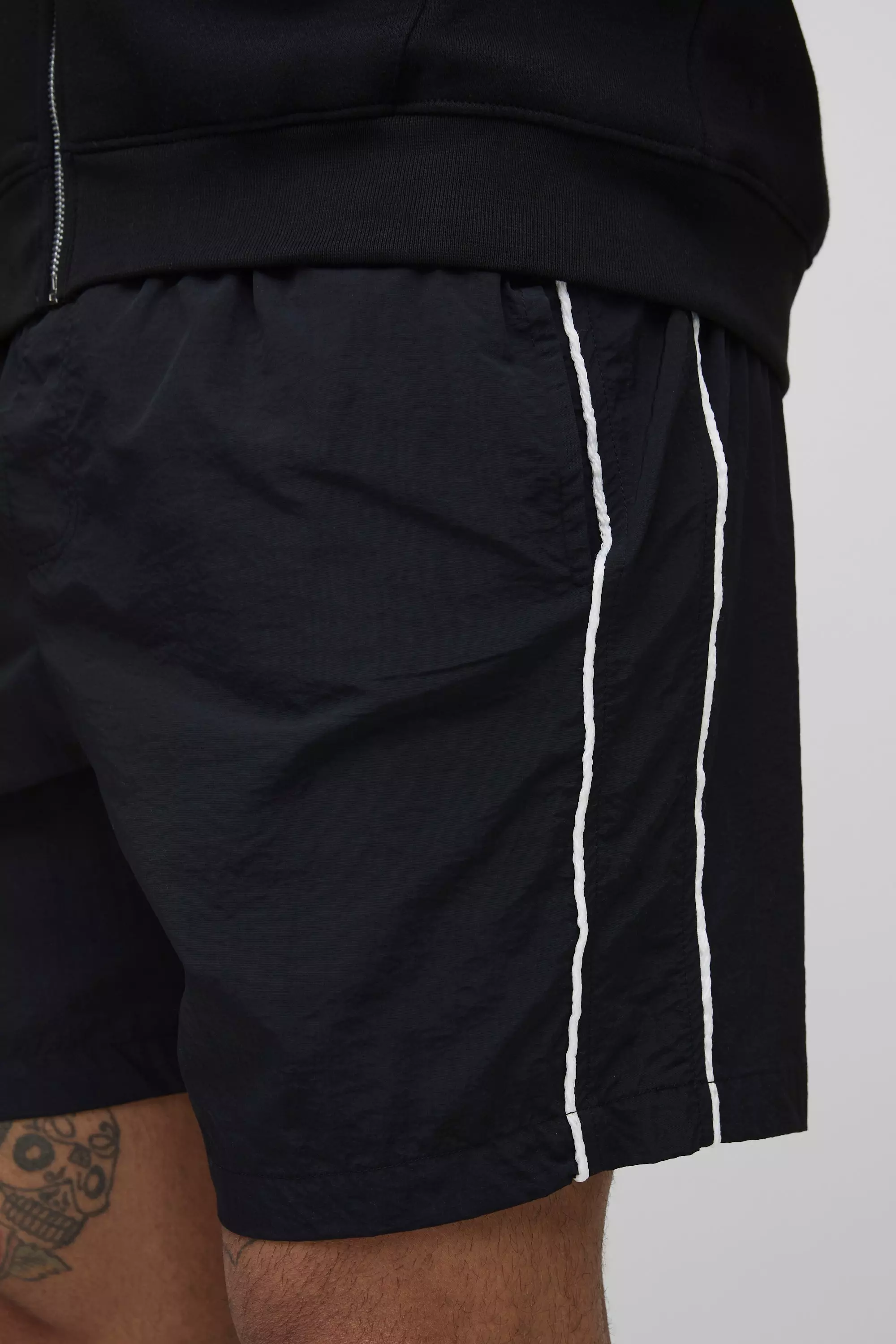 Pantaloncini Tall in nylon con cordoncino, Black immagine alternativa