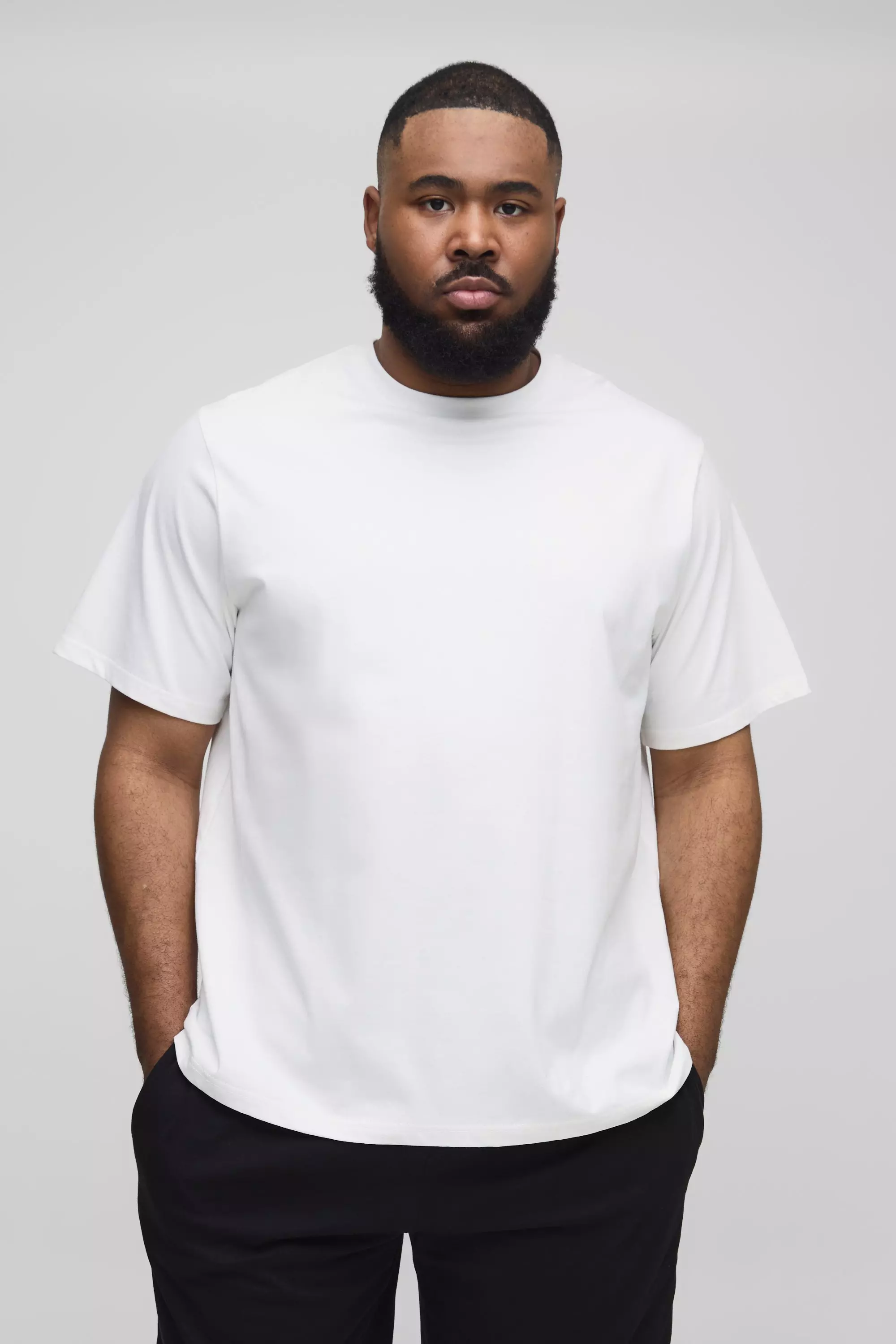 Multi Plus Man Loungewear Shorts and Tshirt Set alternative image