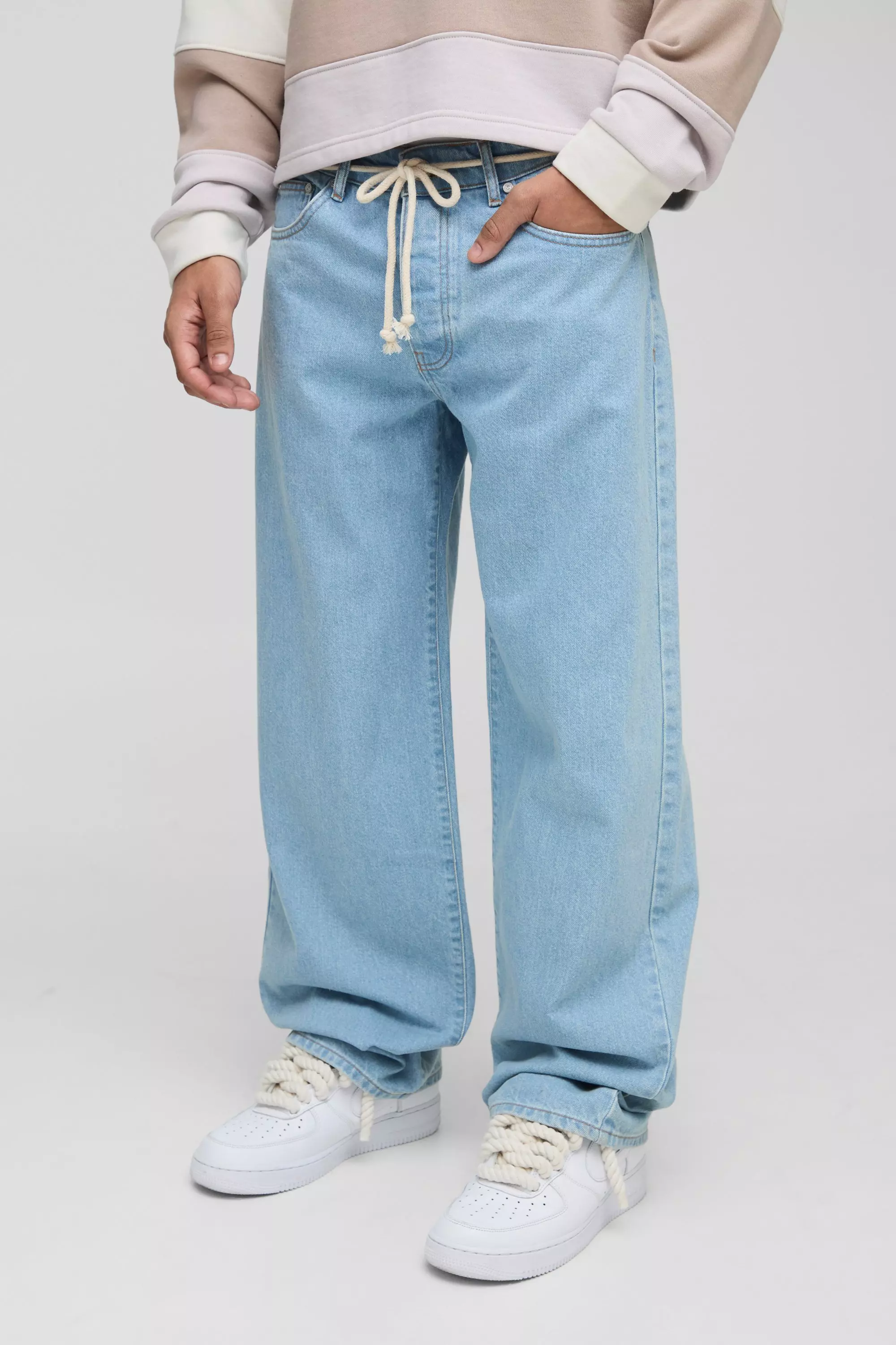 Relaxed Light Blue Washed Belted Jeans alternative image