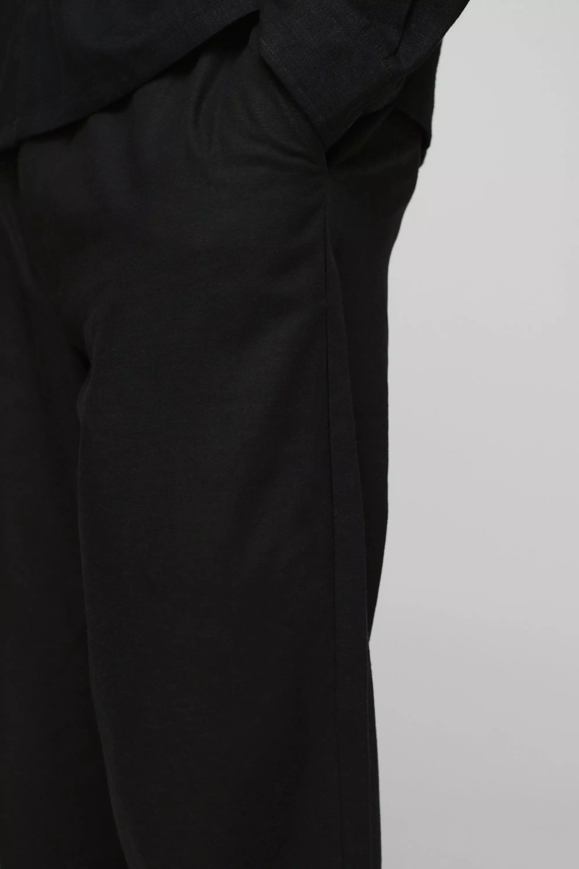 Black Elasticated Waist Relaxed Fit Linen Blend Trousers alternative image