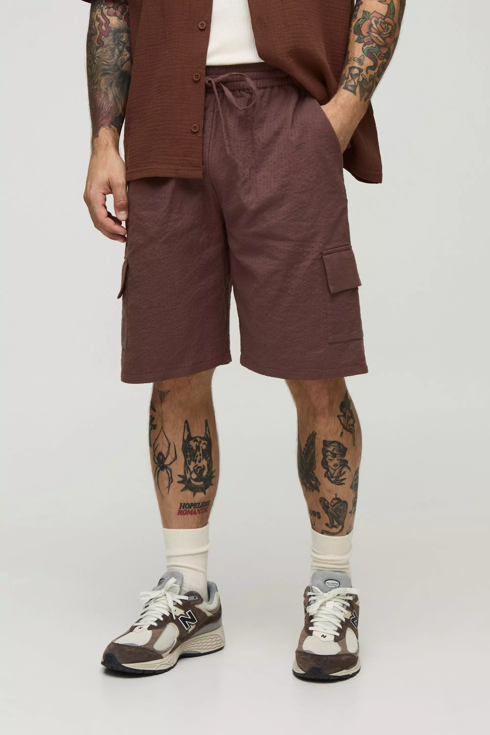 Brown Relaxed Elasticated Waist Seersucker Cargo Short alternative image