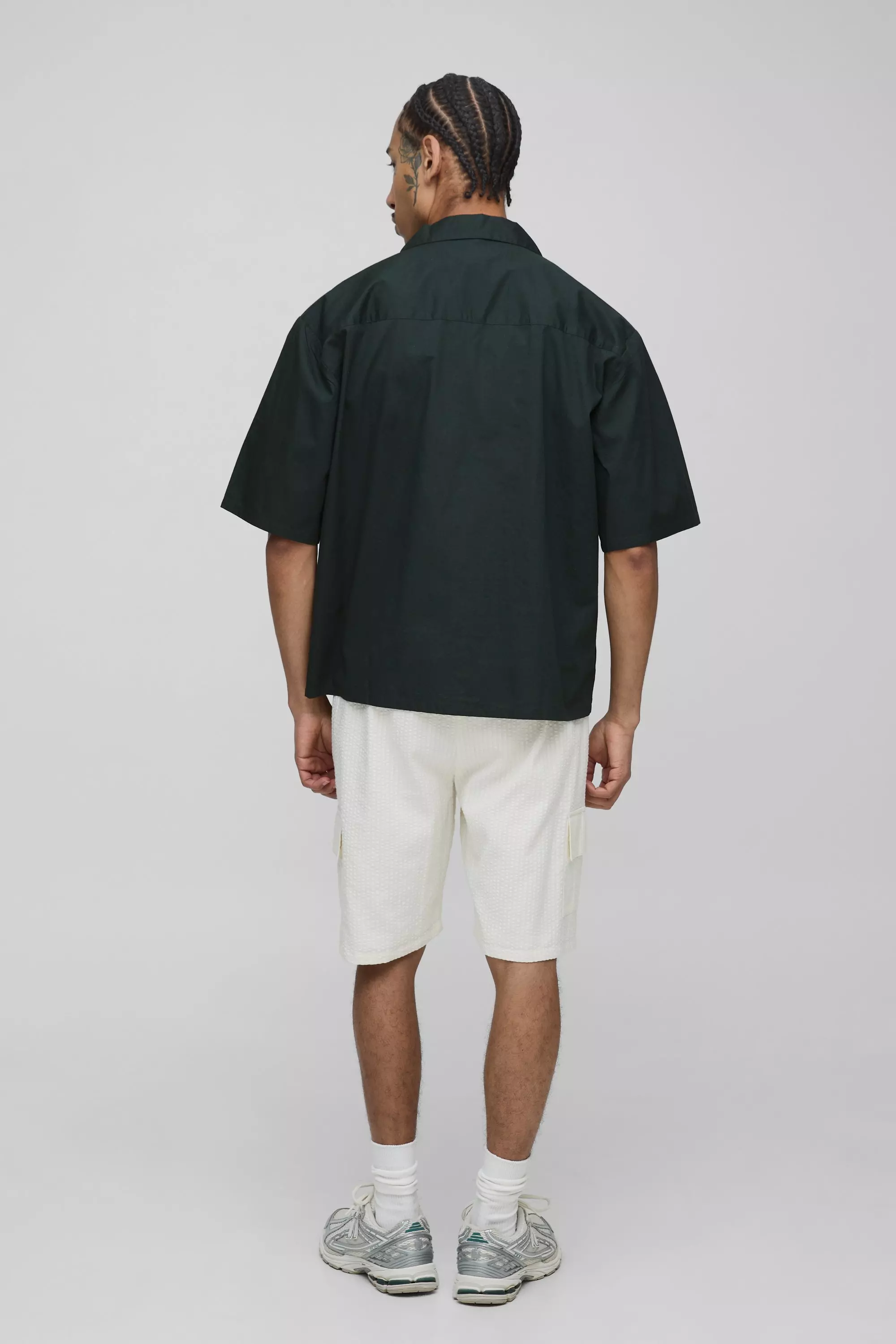 Ecru Relaxed Elasticated Waist Seersucker Cargo Short alternative image