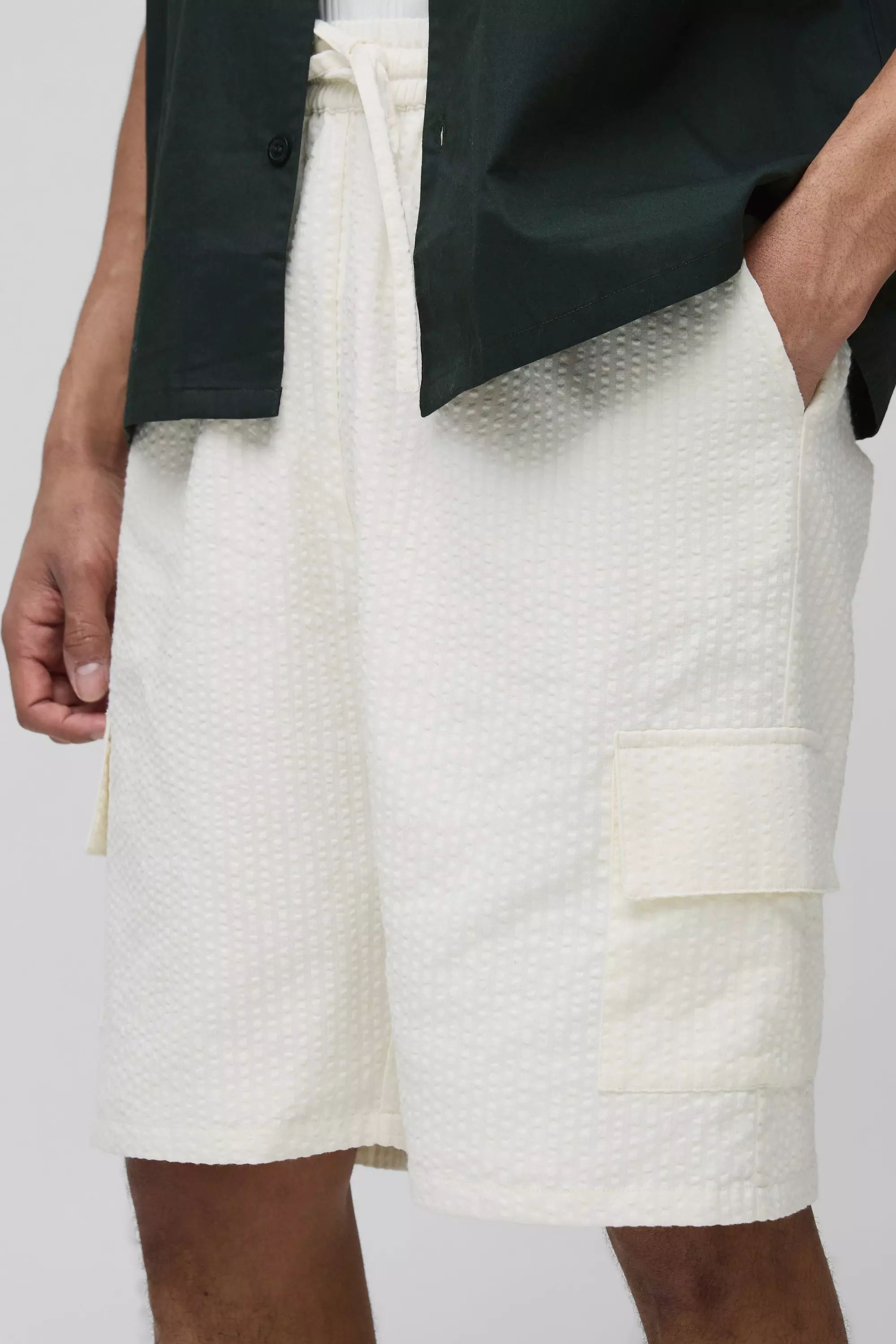 Ecru Relaxed Elasticated Waist Seersucker Cargo Short alternative image