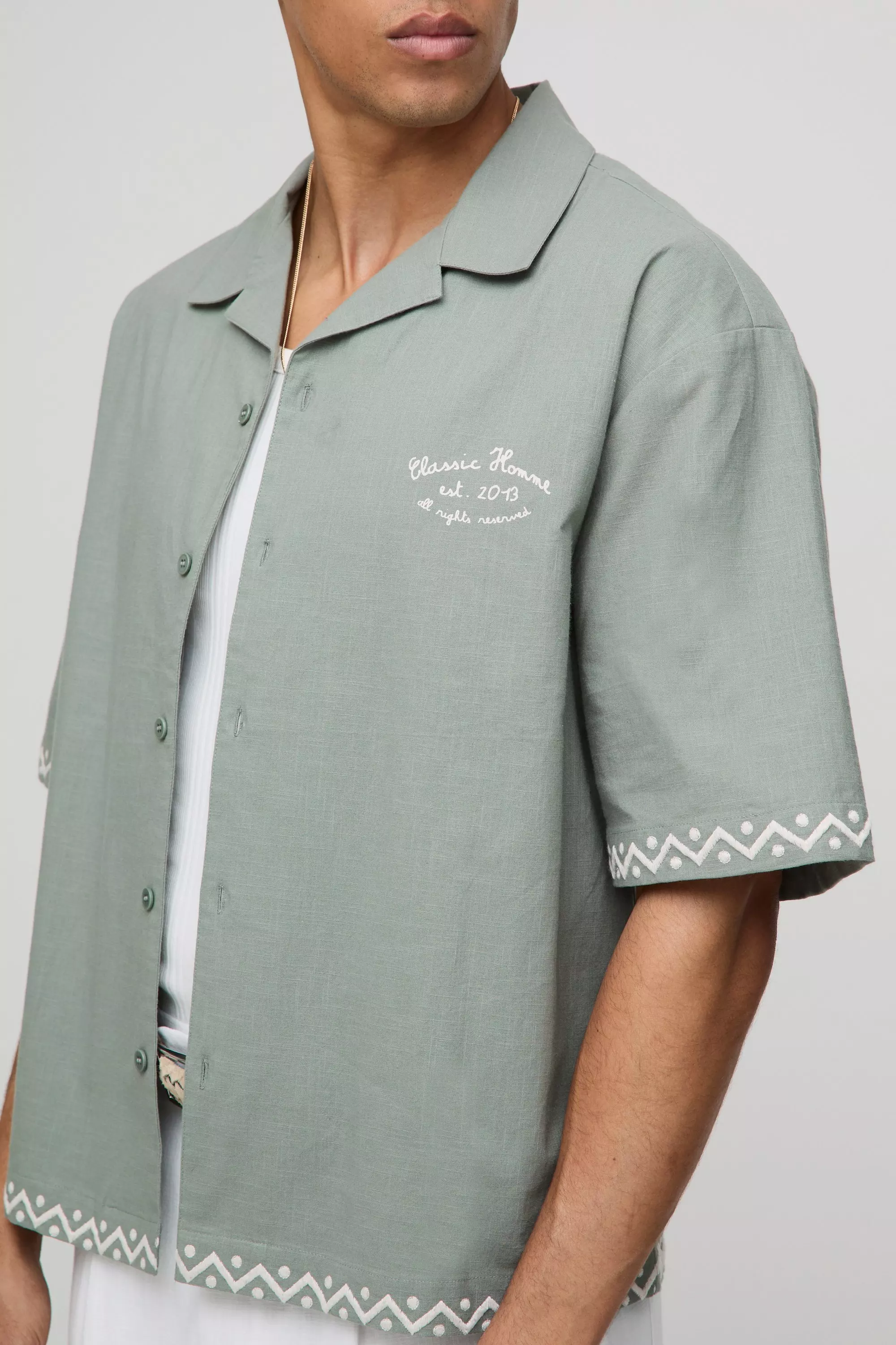 Besticktes Oversize Hemd in Leinenoptik, Khaki alternatives Bild